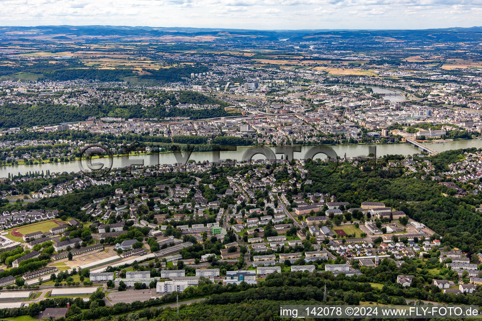 Liegenschaften der Bundeswehr im Ortsteil Südliche Vorstadt in Koblenz im Bundesland Rheinland-Pfalz, Deutschland