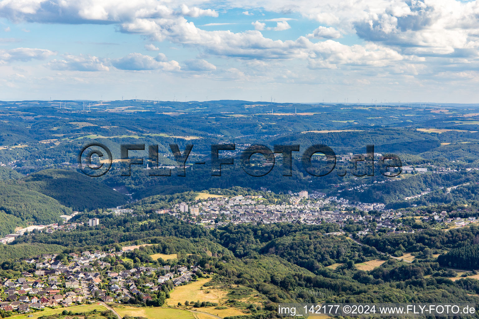 Idar-Oberstein von Norden im Bundesland Rheinland-Pfalz, Deutschland