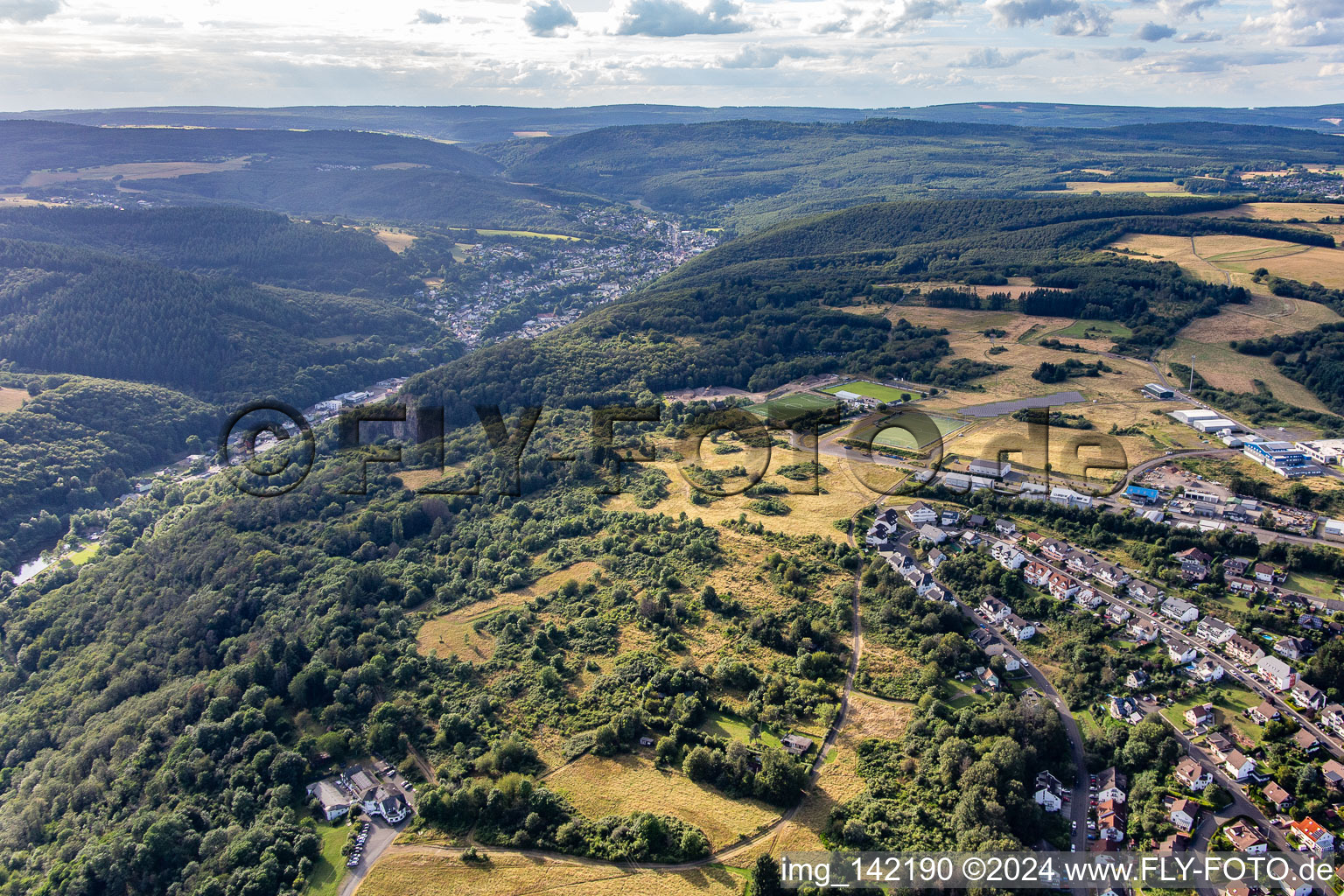 Sportplätze Im Haag an der Max-Planck-Straße in Idar-Oberstein im Bundesland Rheinland-Pfalz, Deutschland