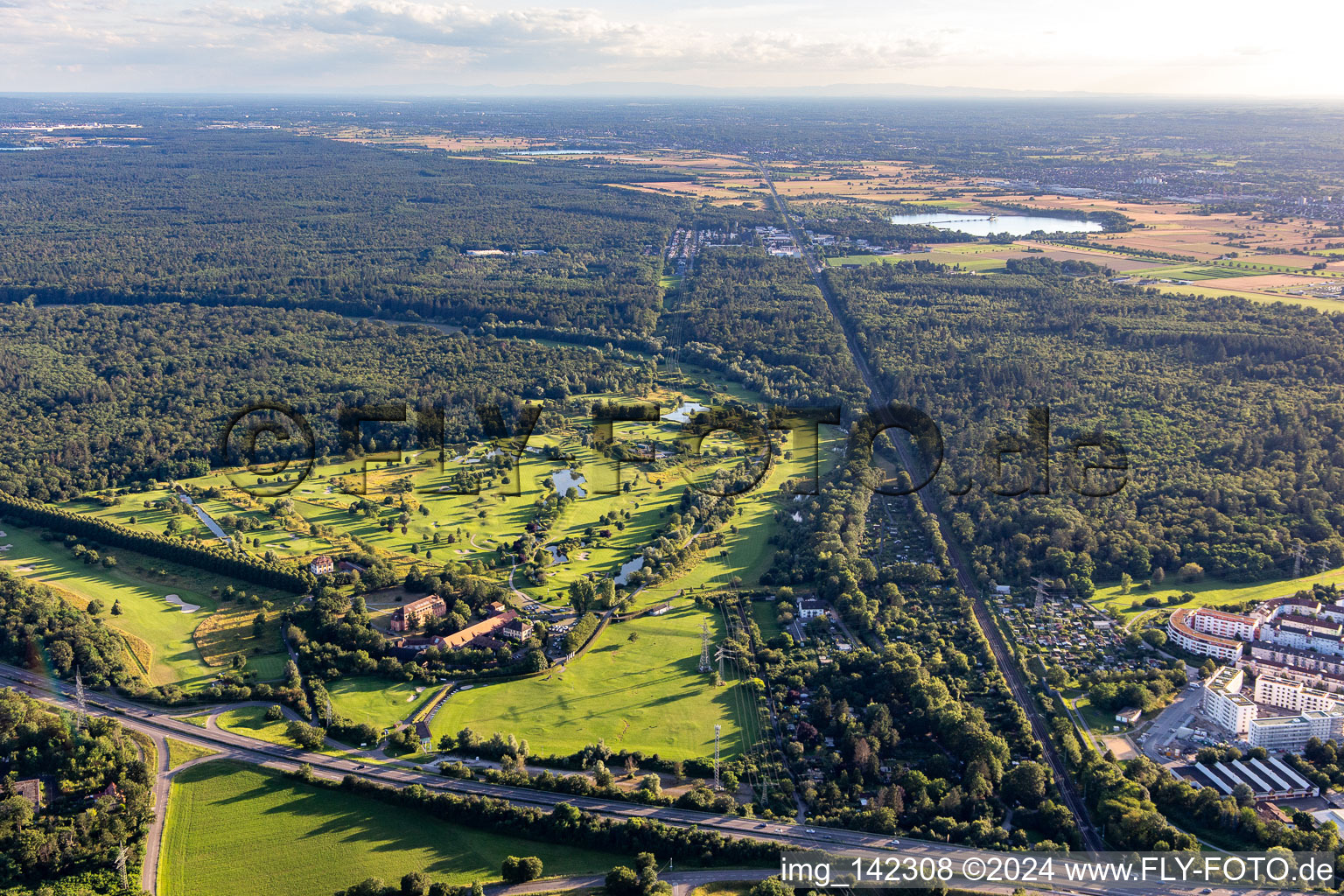 Luftbild von Golfplatz Hofgut Scheibenhardt AG im Ortsteil Beiertheim-Bulach in Karlsruhe im Bundesland Baden-Württemberg, Deutschland