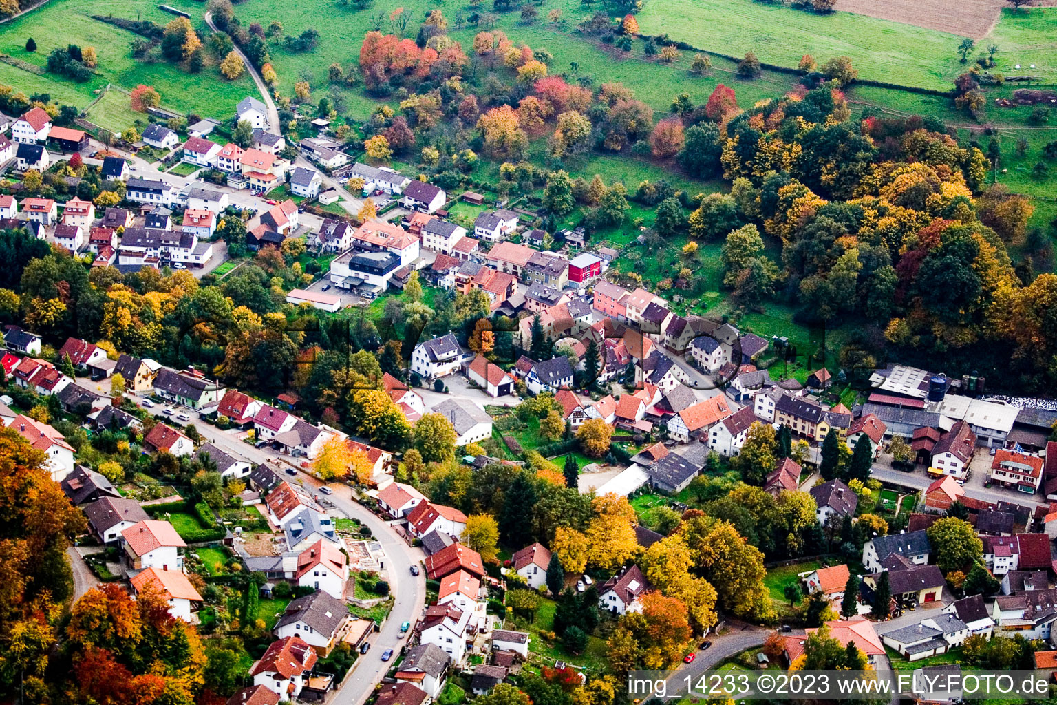 Schrägluftbild von Waldwimmersbach im Bundesland Baden-Württemberg, Deutschland