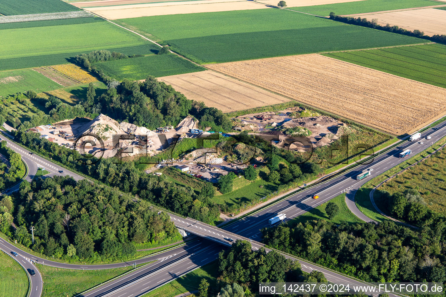 Jeanine Rieger GmbH - Recyclinganlage Rohrbach (Bauschutt - Recycling, Baustoffe, Öffentliche KFZ Waage) im Bundesland Rheinland-Pfalz, Deutschland