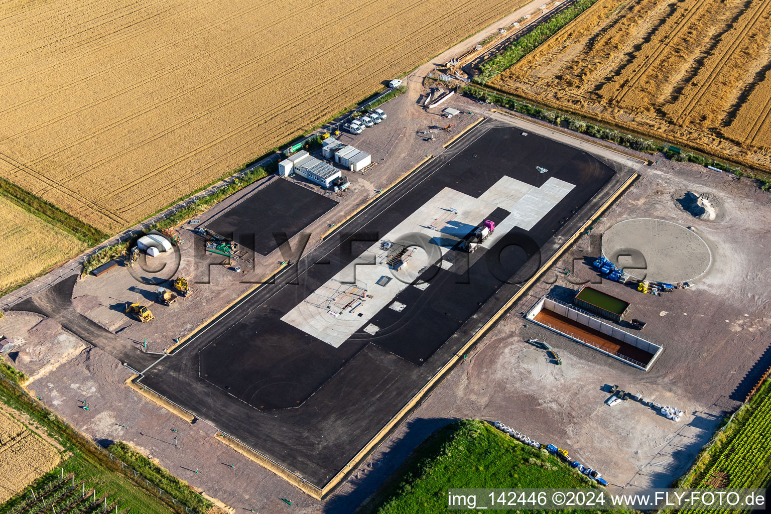 Luftbild von Erschließung landwirtschaftliche Halle in Insheim im Bundesland Rheinland-Pfalz, Deutschland