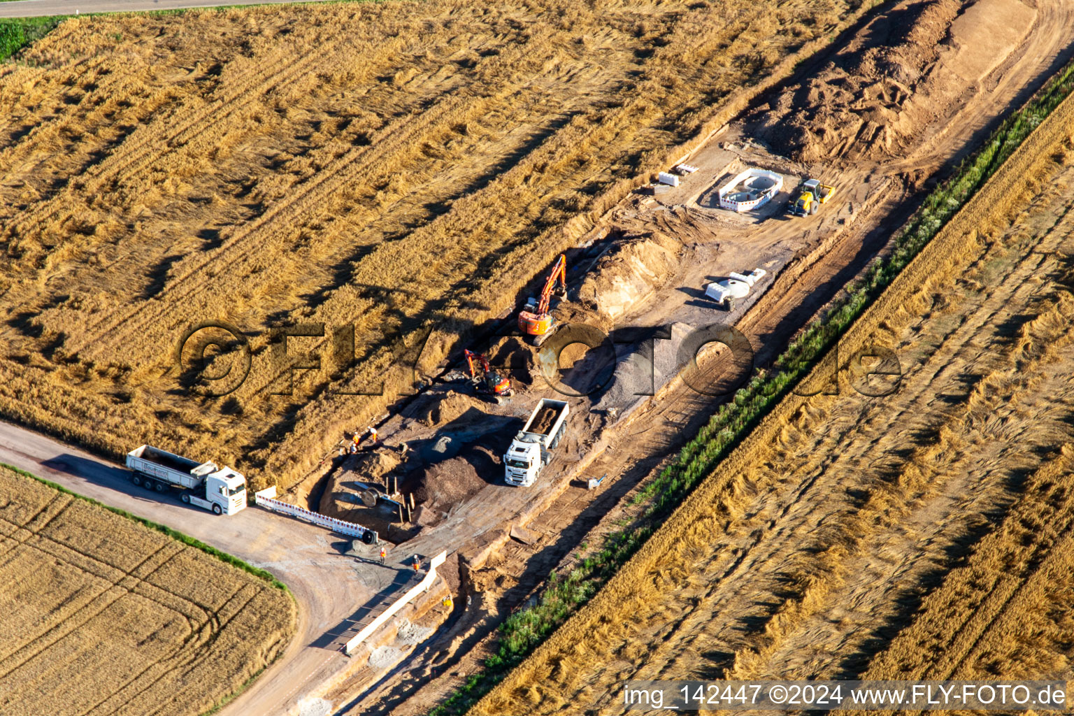 Luftaufnahme von Erschließung landwirtschaftliche Halle in Insheim im Bundesland Rheinland-Pfalz, Deutschland