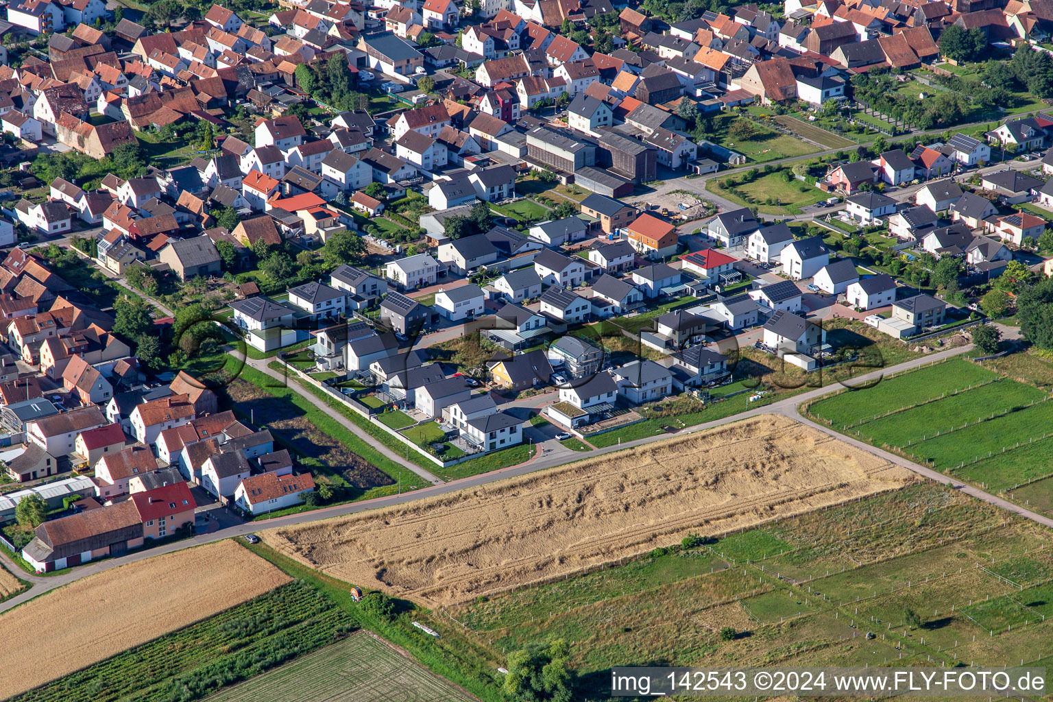 Neubaugebiet im Sandblatt in Hatzenbühl im Bundesland Rheinland-Pfalz, Deutschland von oben