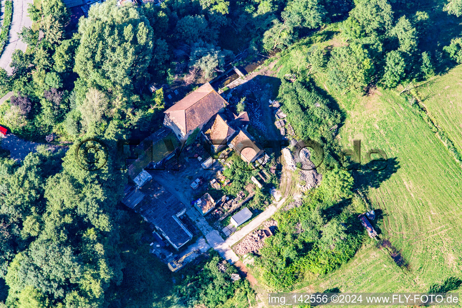 Alte Mühle am Erlenbach im Ortsteil Minderslachen in Kandel im Bundesland Rheinland-Pfalz, Deutschland