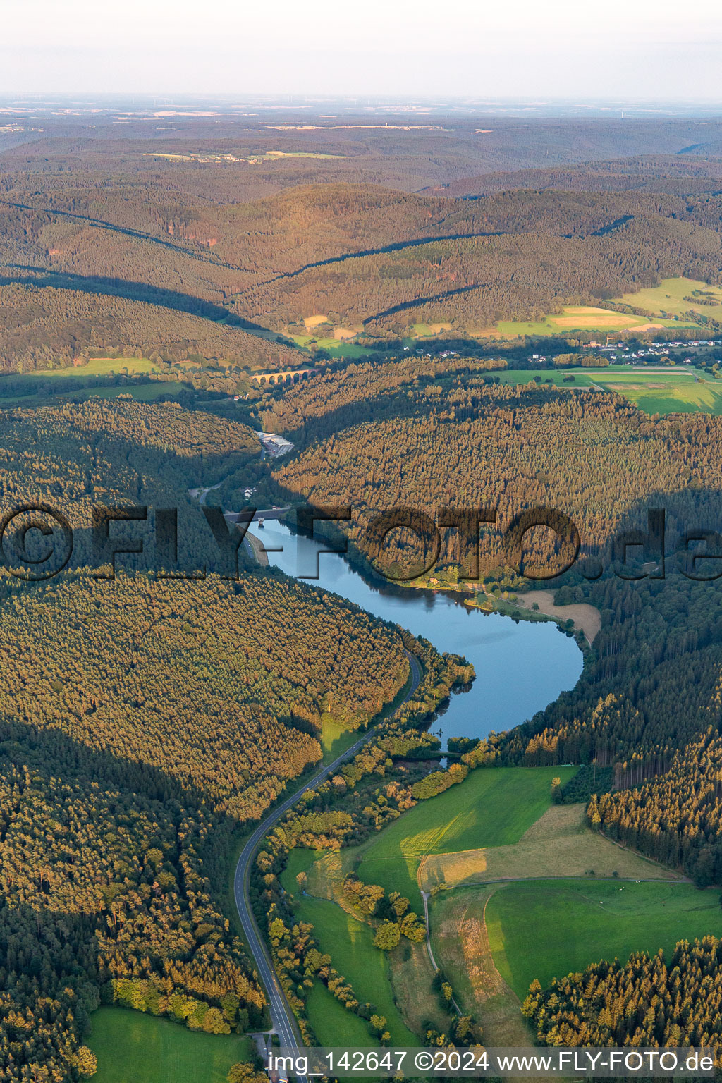 Luftbild von Marbach Stausee im Ortsteil Hüttenthal in Mossautal im Bundesland Hessen, Deutschland