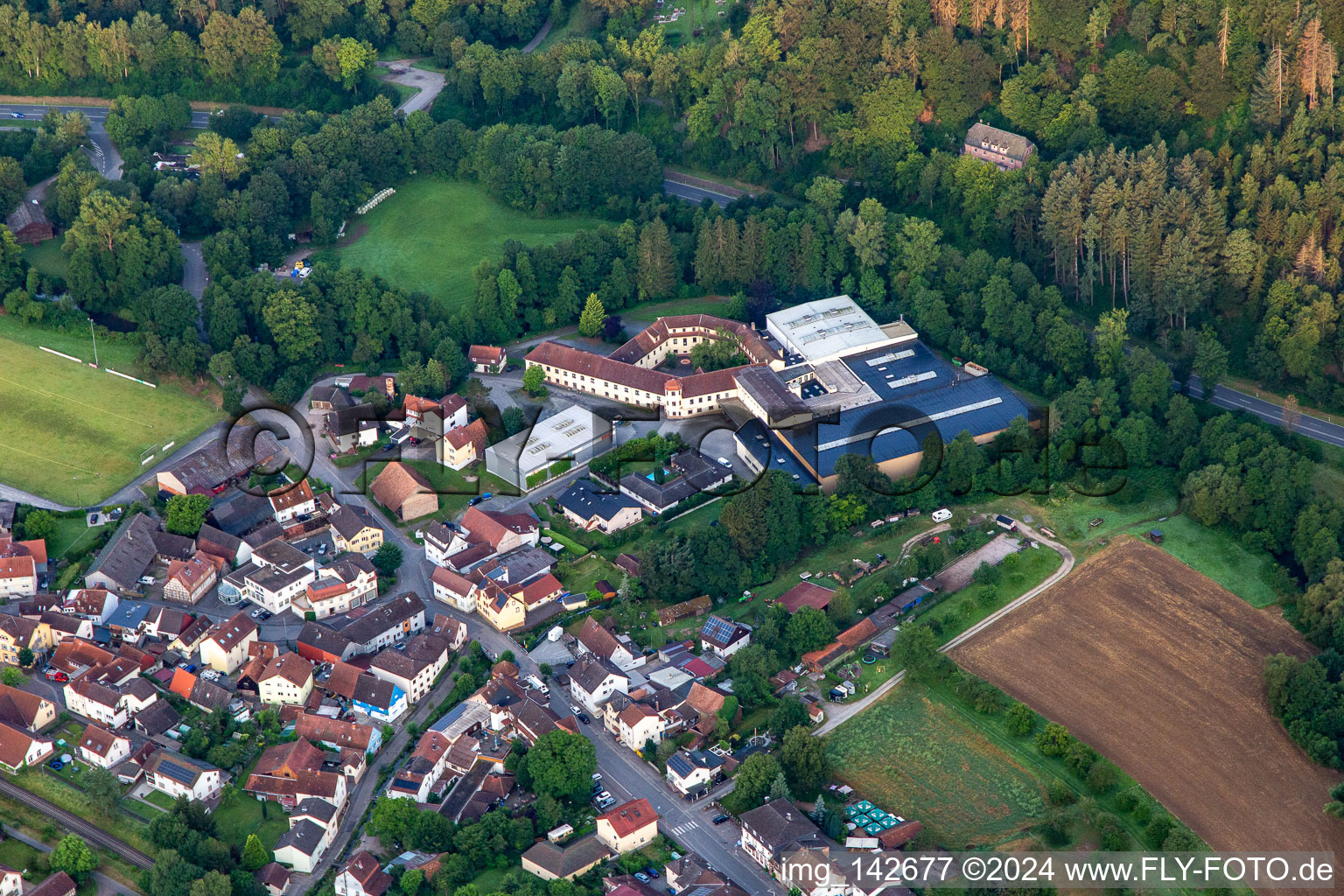 Jakob Maul GmbH im Ortsteil Zell in Bad König im Bundesland Hessen, Deutschland