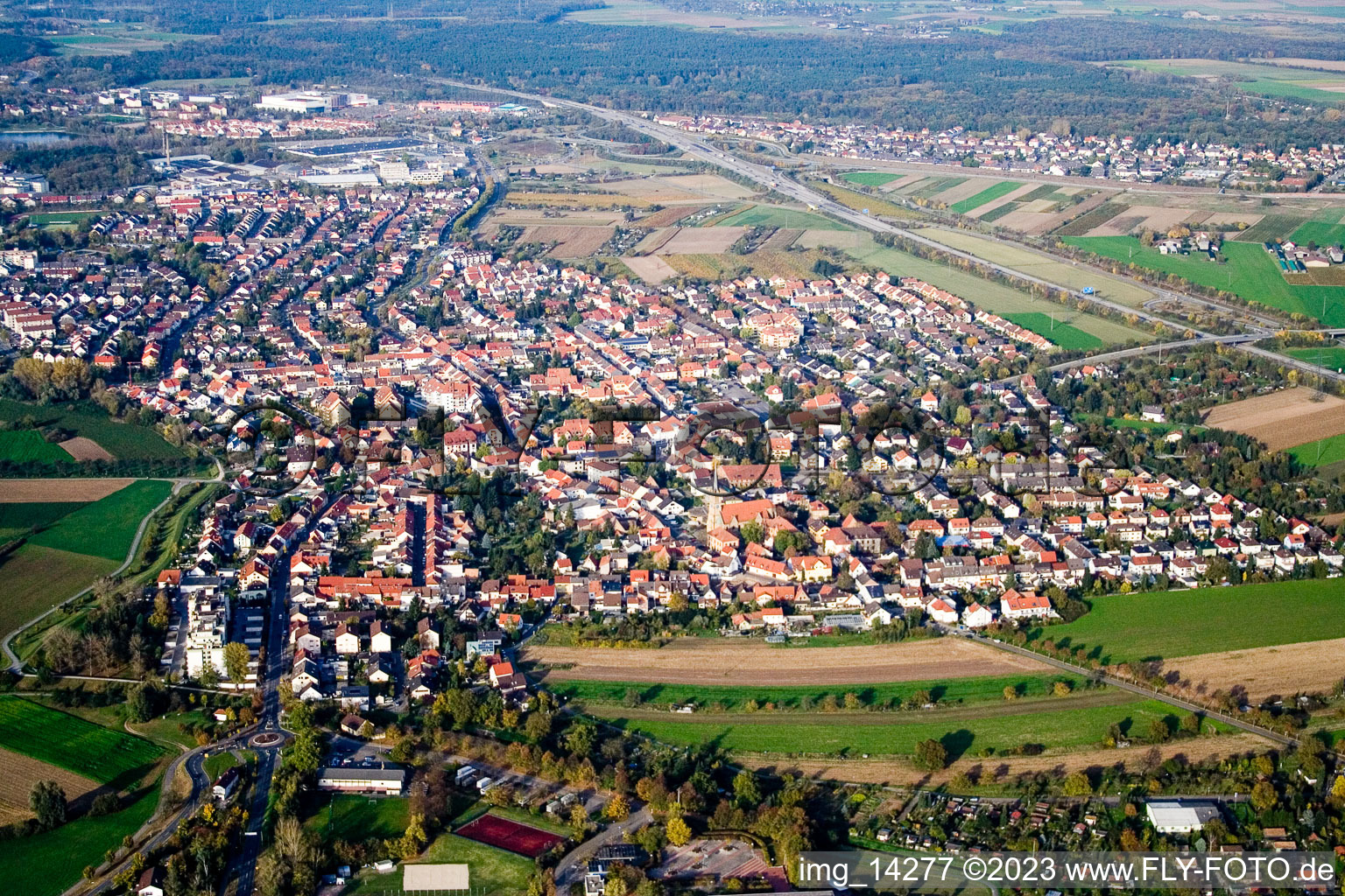 Drohnenbild von Ketsch im Bundesland Baden-Württemberg, Deutschland