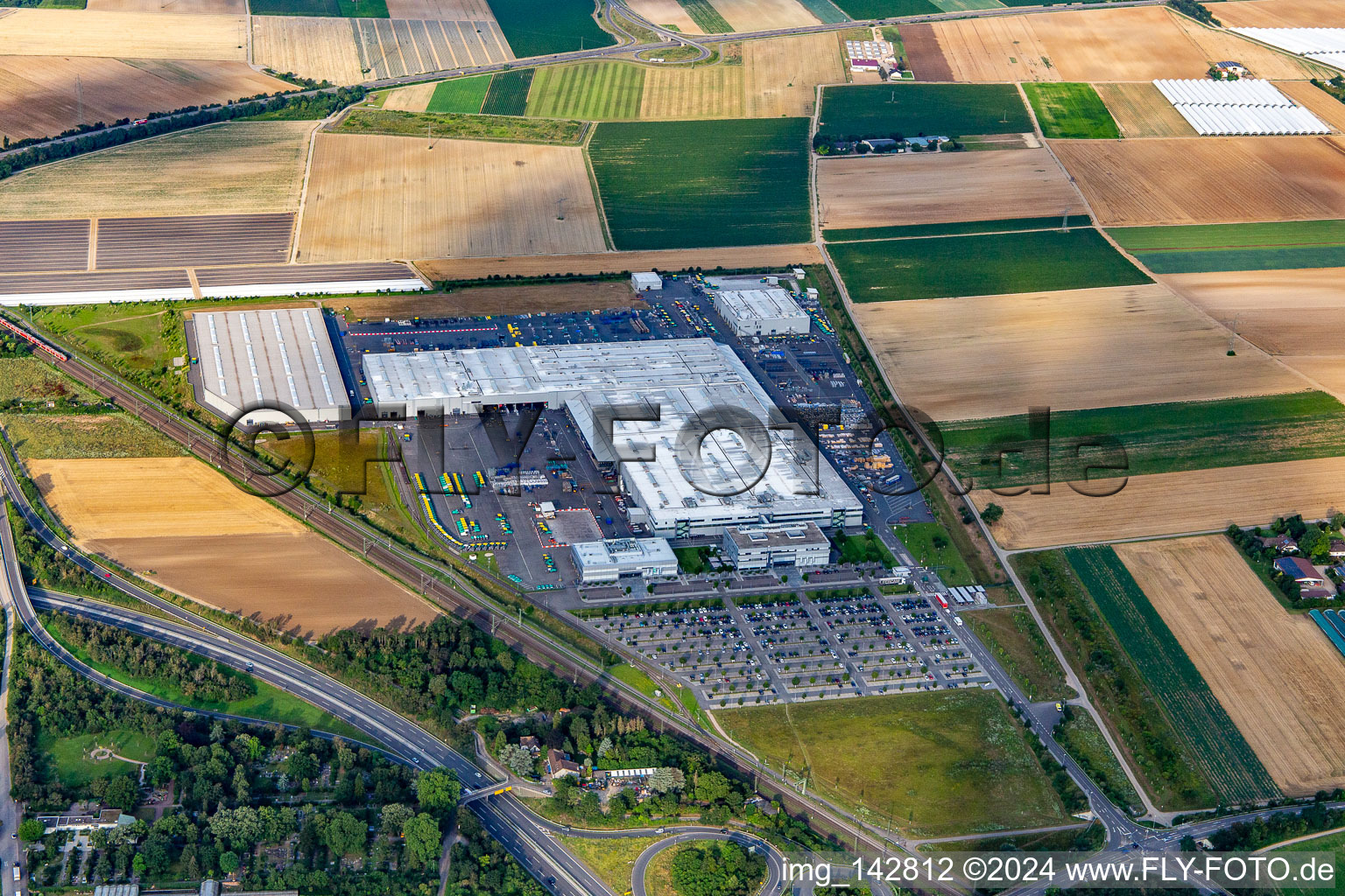 Joseph Vögele AG im Ortsteil Rheingönheim in Ludwigshafen am Rhein im Bundesland Rheinland-Pfalz, Deutschland