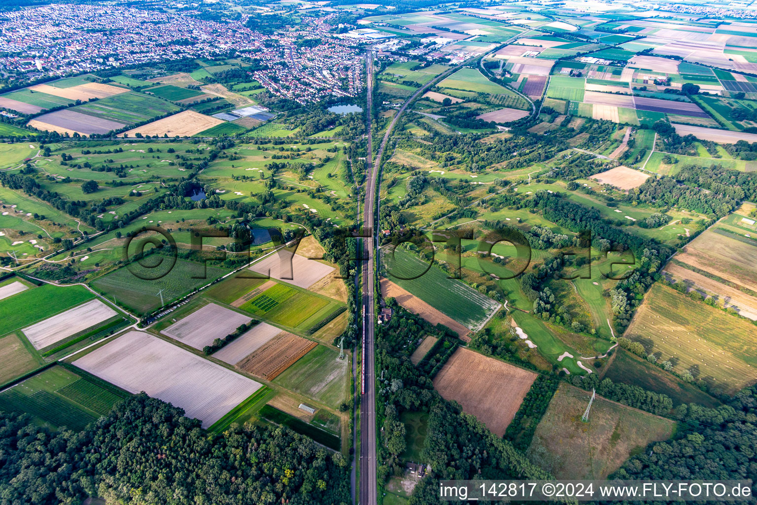 Luftaufnahme von Golfpark Kurpfalz in Schifferstadt im Bundesland Rheinland-Pfalz, Deutschland