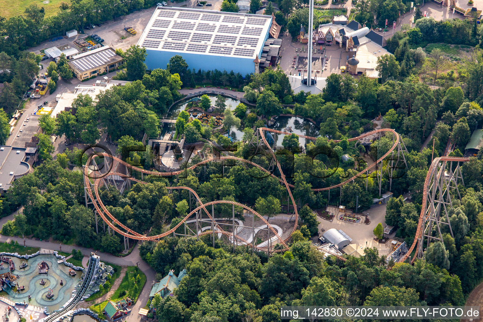 Achterbahn bigFM Expedition GeForce im Holiday Park Germany in Haßloch im Bundesland Rheinland-Pfalz, Deutschland