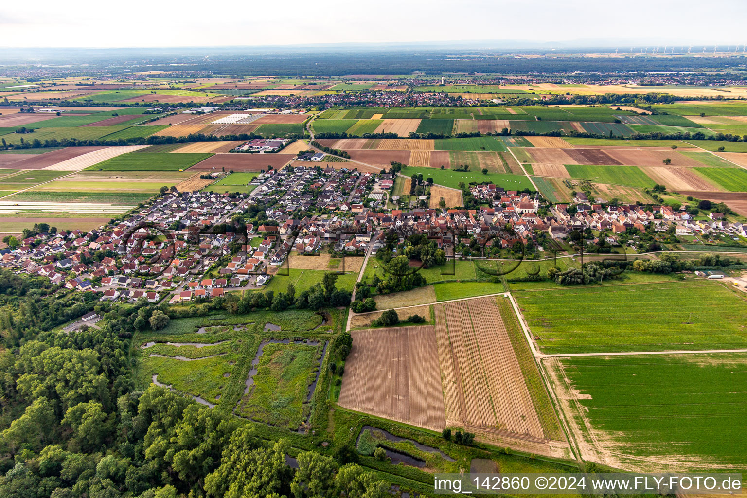 Freisbach von Norden im Bundesland Rheinland-Pfalz, Deutschland