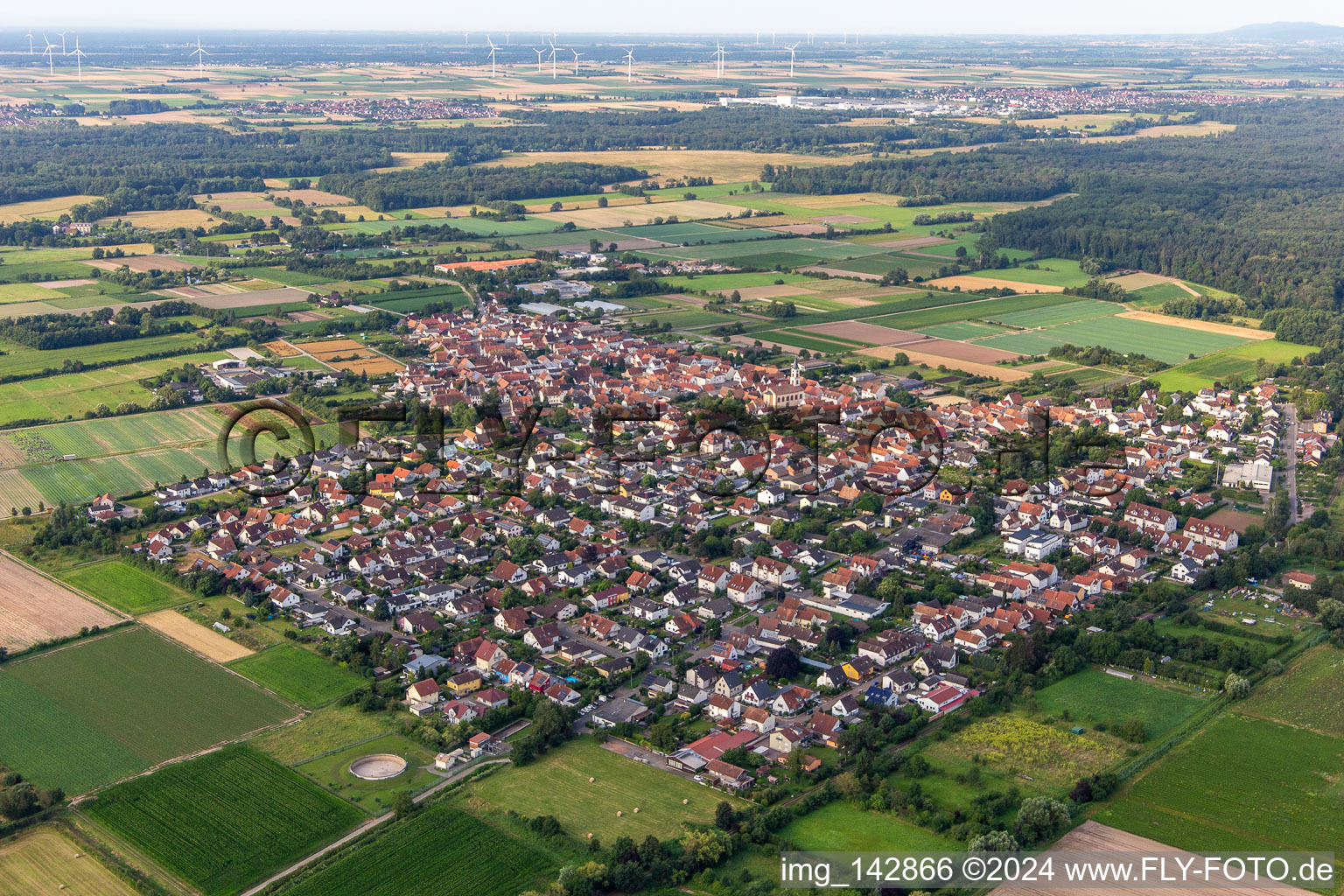 Luftaufnahme von Zeiskam von Nordosten im Bundesland Rheinland-Pfalz, Deutschland