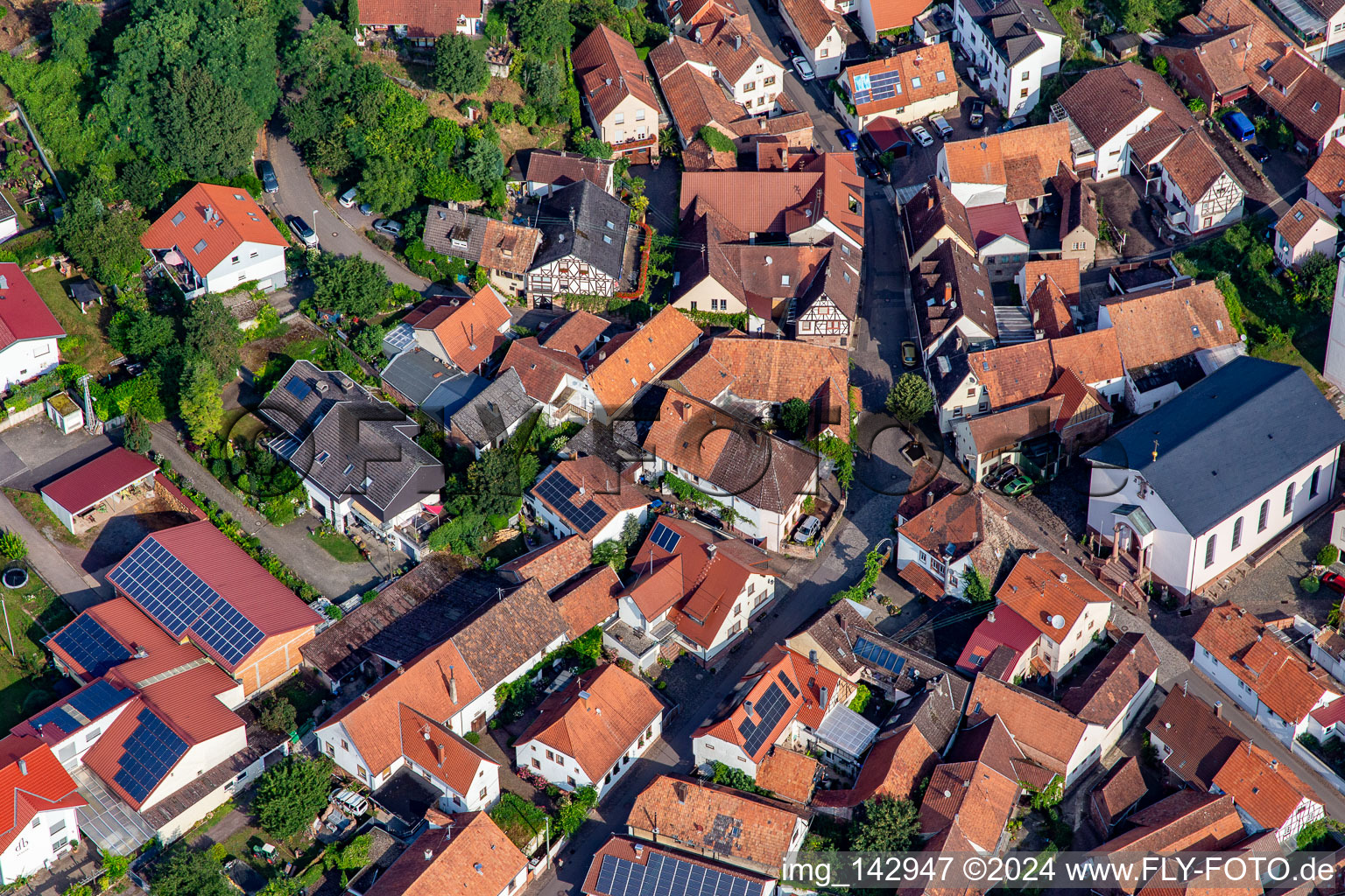 Weinstraße x Löwenthal in Eschbach im Bundesland Rheinland-Pfalz, Deutschland