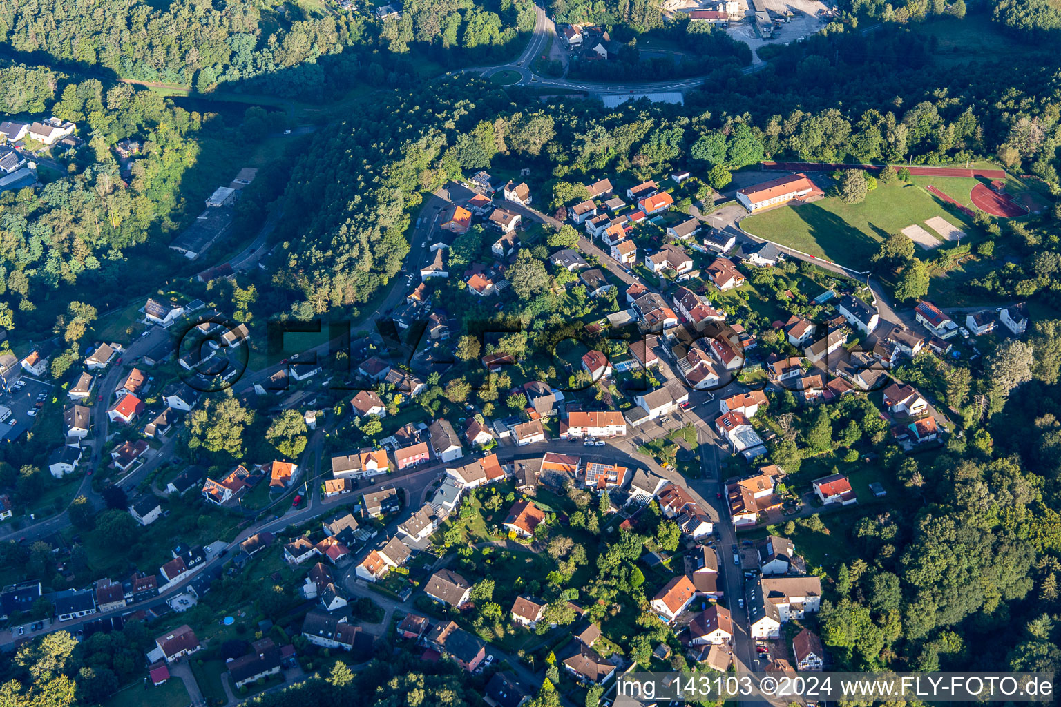 Lemberg im Bundesland Rheinland-Pfalz, Deutschland aus der Drohnenperspektive