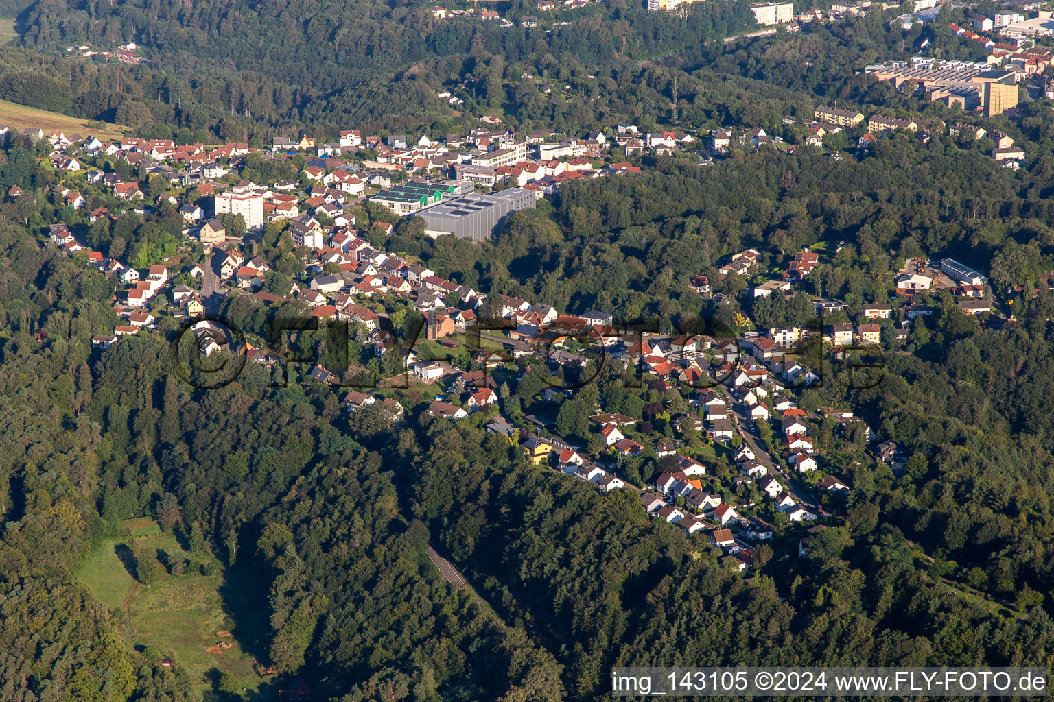 Lemberger Straße im Ortsteil Ruhbank in Pirmasens im Bundesland Rheinland-Pfalz, Deutschland