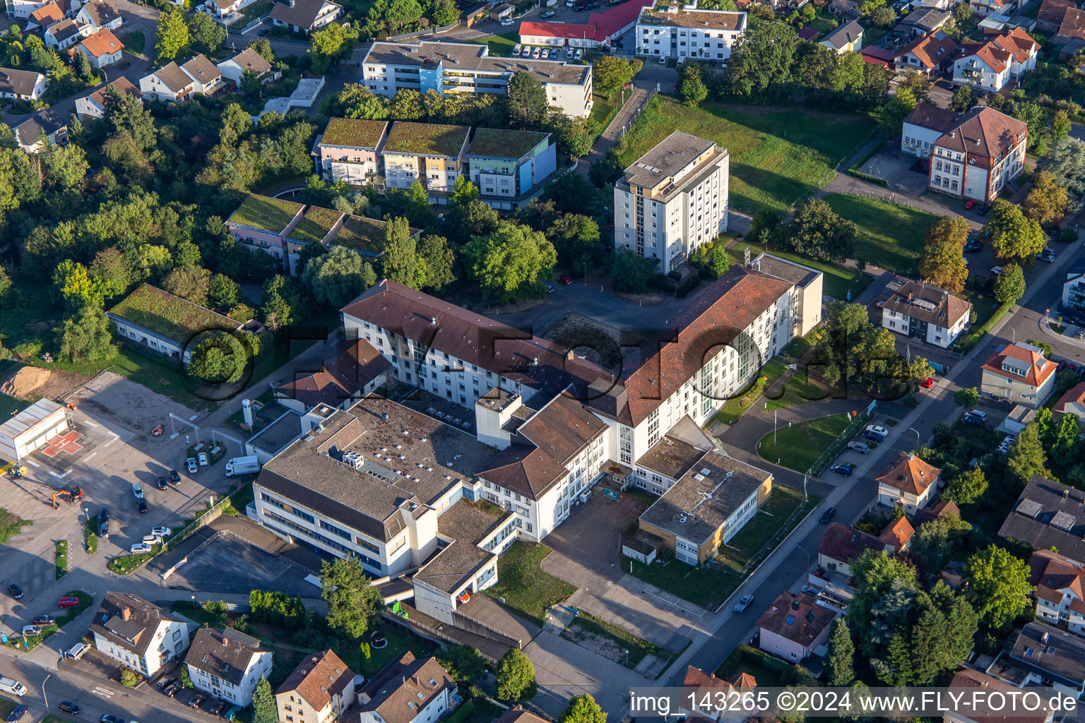 Baustelle der  Asklepios Südpfalzkliniken in Kandel im Bundesland Rheinland-Pfalz, Deutschland