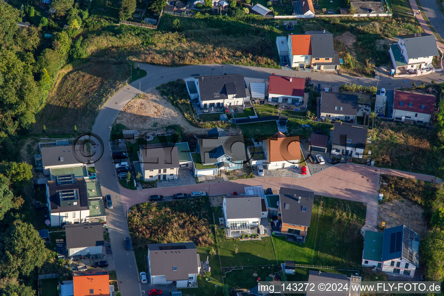 Luftbild von Fliederweg in Kandel im Bundesland Rheinland-Pfalz, Deutschland