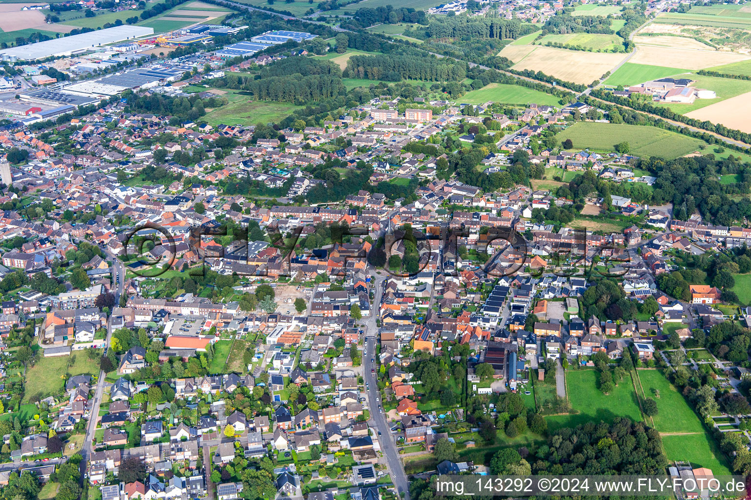 Stadt von Westen im Ortsteil Dremmen in Heinsberg im Bundesland Nordrhein-Westfalen, Deutschland