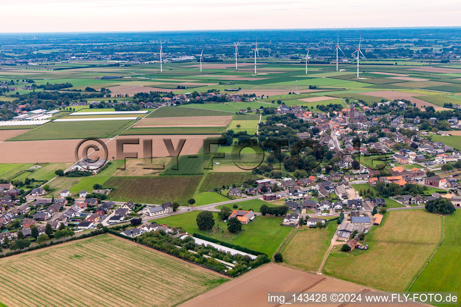 Ortschaft von Süden im Ortsteil Selsten in Waldfeucht im Bundesland Nordrhein-Westfalen, Deutschland