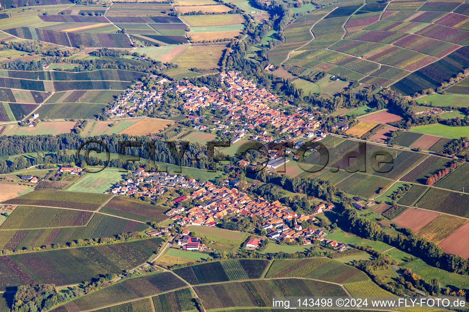 Ortschaften im Klingbachtal im Ortsteil Klingen in Heuchelheim-Klingen im Bundesland Rheinland-Pfalz, Deutschland