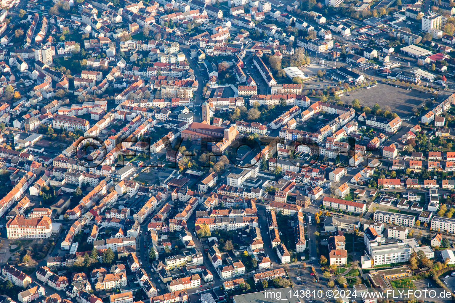 Winzler Straße und St. Anton in Pirmasens im Bundesland Rheinland-Pfalz, Deutschland