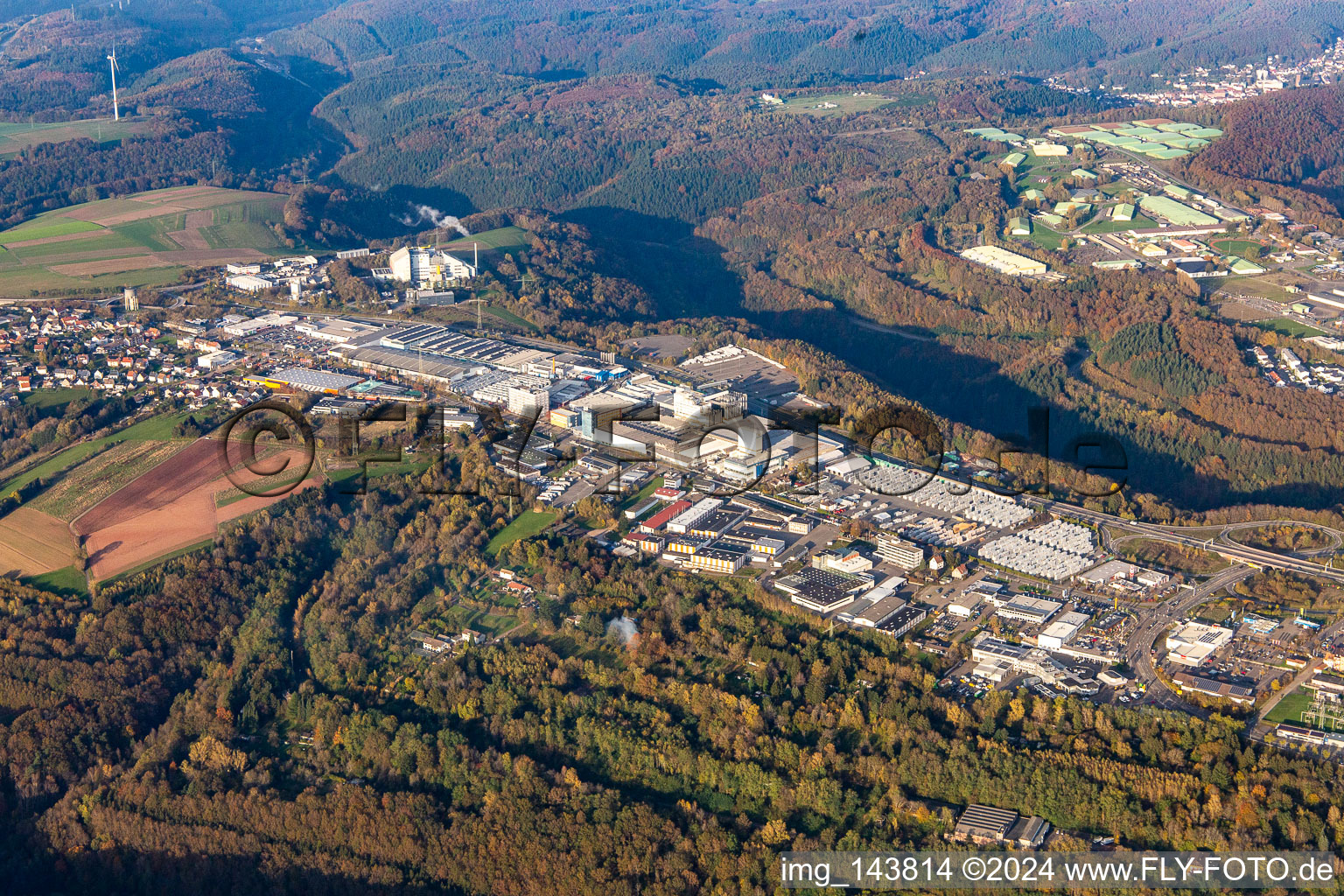 Industriegebiet West Zweibrücker Straße im Ortsteil Fehrbach in Pirmasens im Bundesland Rheinland-Pfalz, Deutschland