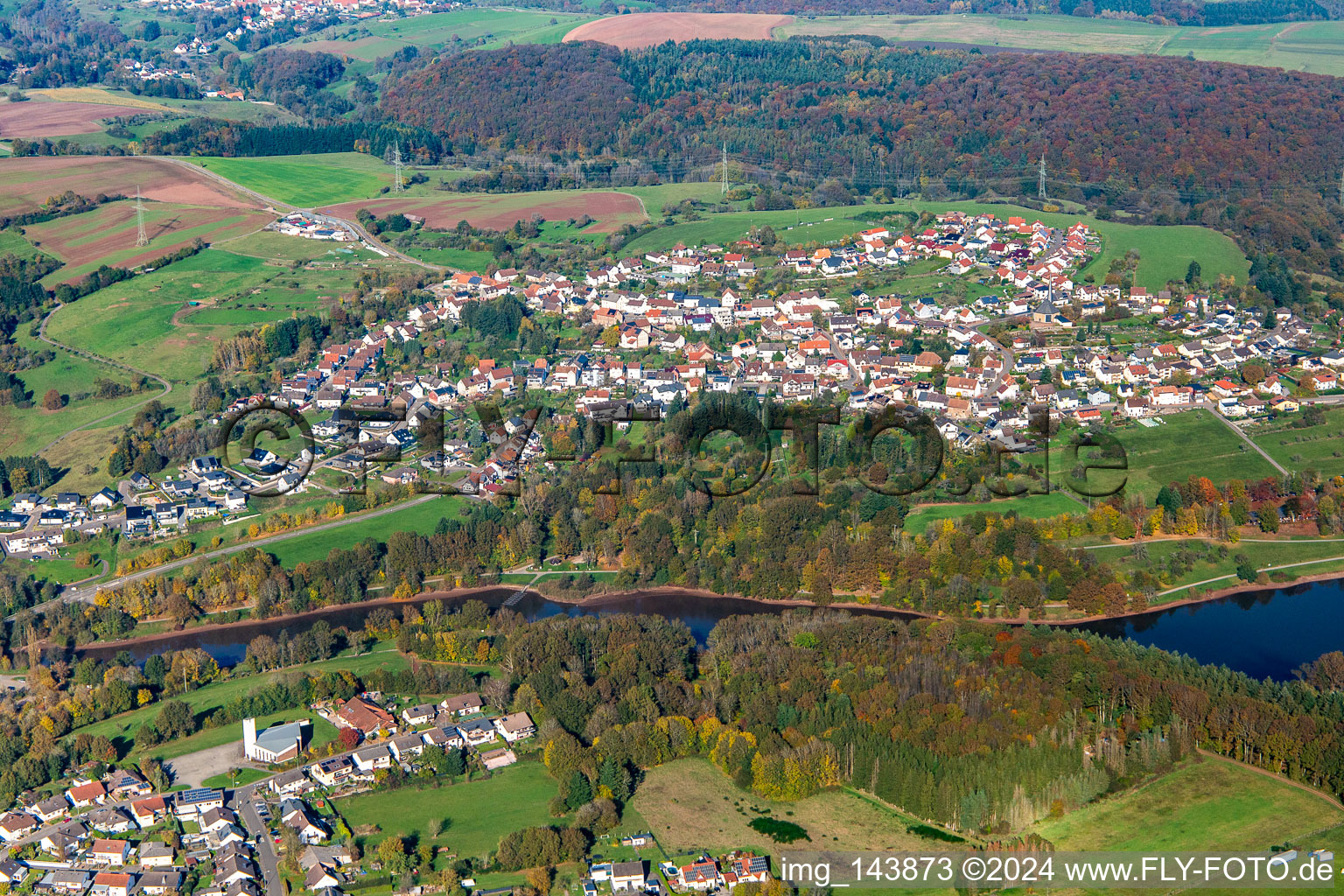 Ohmbach-Stausee im Ortsteil Sand in Schönenberg-Kübelberg im Bundesland Rheinland-Pfalz, Deutschland