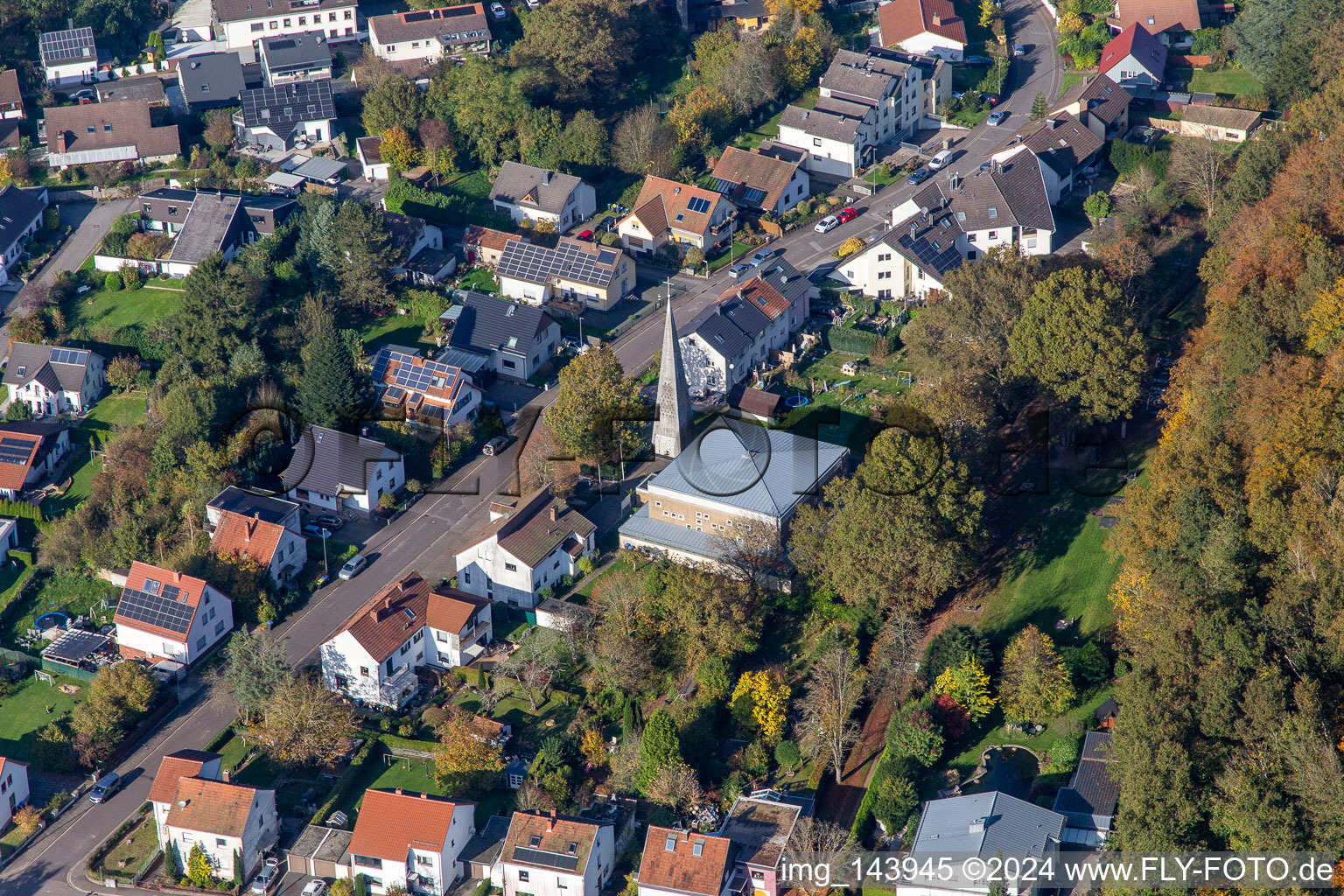 Kirche in der Marienstraße vom Ortsteil Schwarzenacker im Ortsteil Einöd in Homburg im Bundesland Saarland, Deutschland