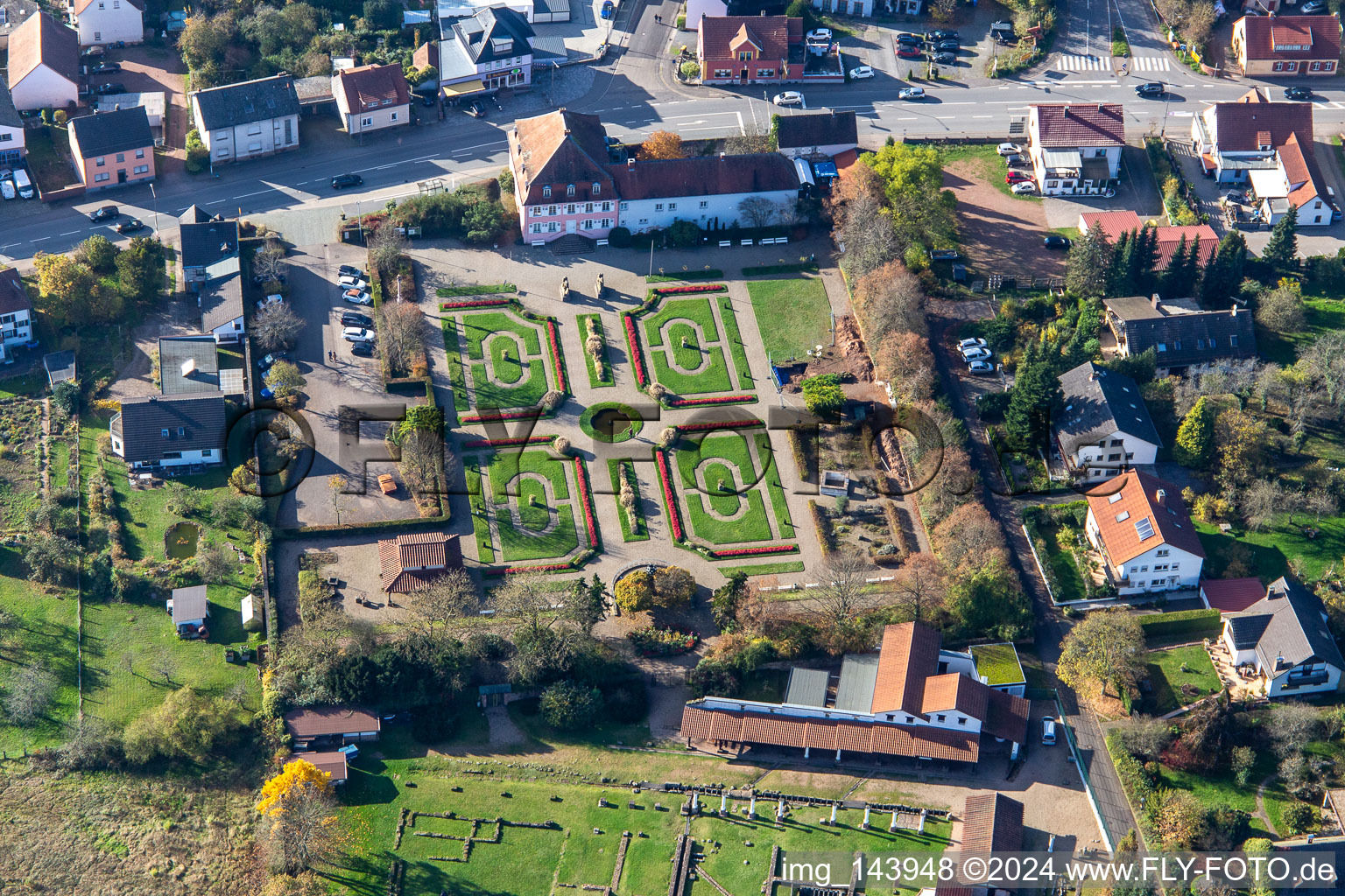 Römermuseum Schwarzenacker im Ortsteil Einöd in Homburg im Bundesland Saarland, Deutschland von oben