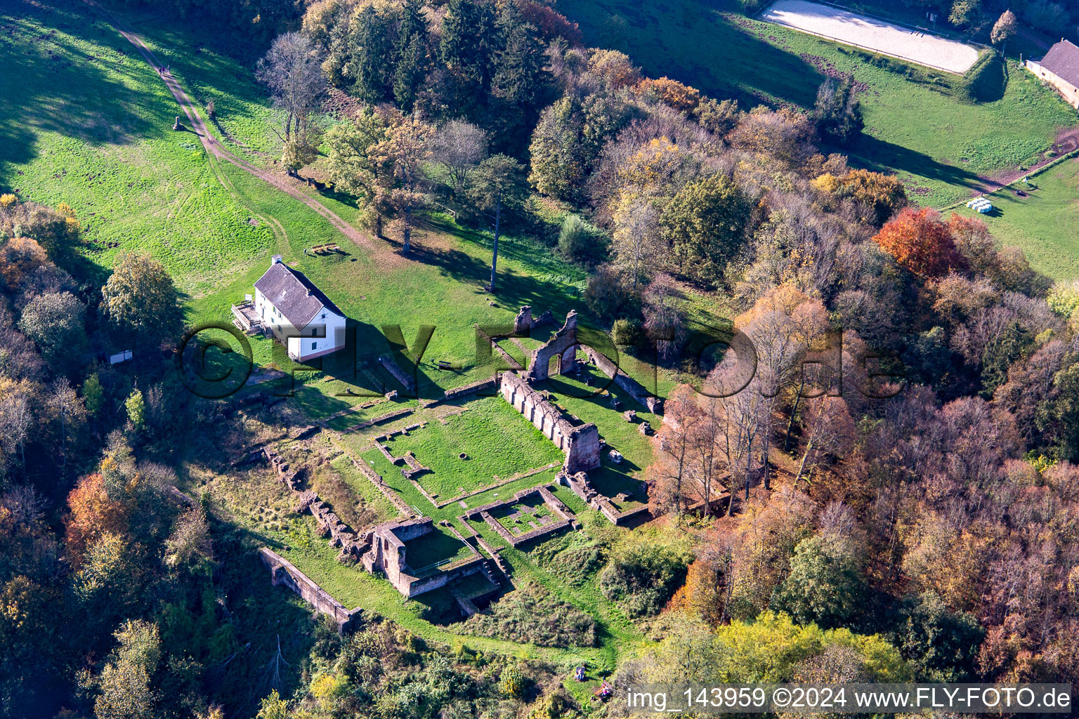 Luftbild von Klosterruine Wörschweiler in Homburg im Bundesland Saarland, Deutschland