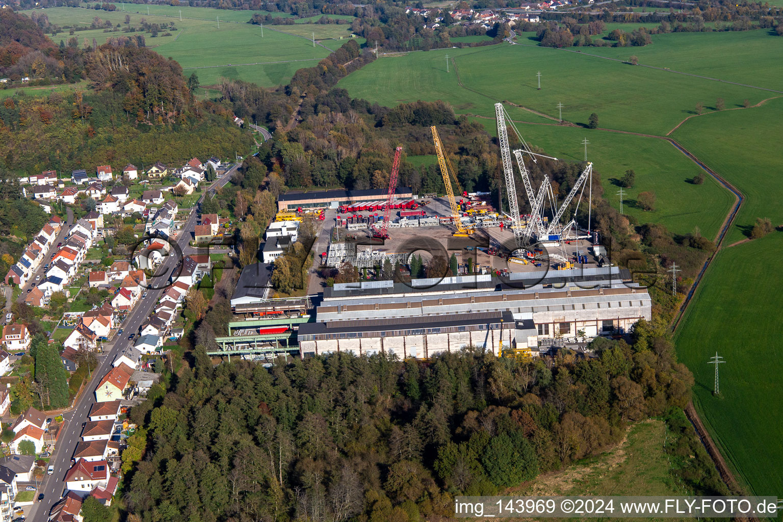 Onroad GmbH (Spezial- und Schwertransporte, Kranüberführungen, Kranarbeiten) im Ortsteil Bierbach in Blieskastel im Bundesland Saarland, Deutschland von oben