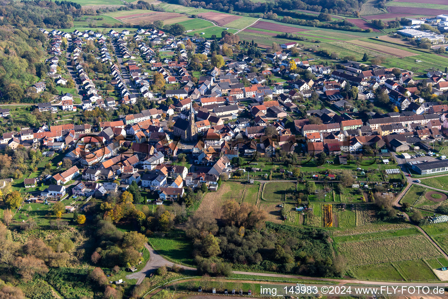 Webenheim von Nordwesten in Blieskastel im Bundesland Saarland, Deutschland