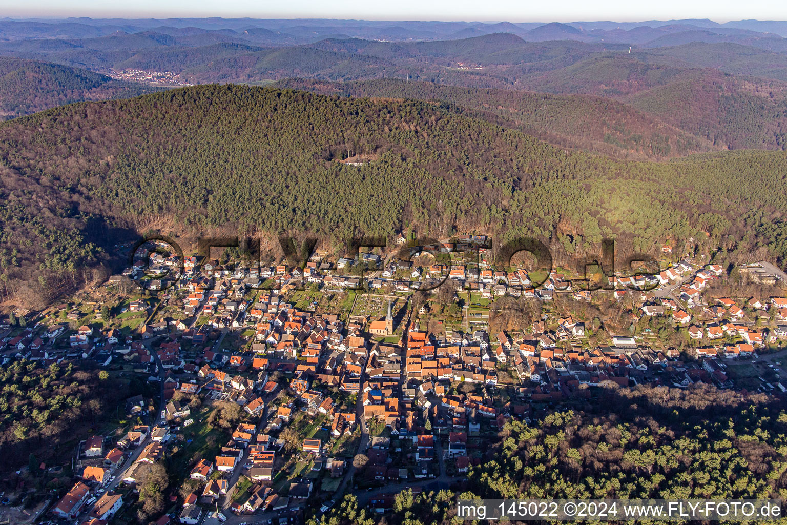 Luftbild von Das Dornröschen der Pfalz von Süden in Dörrenbach im Bundesland Rheinland-Pfalz, Deutschland