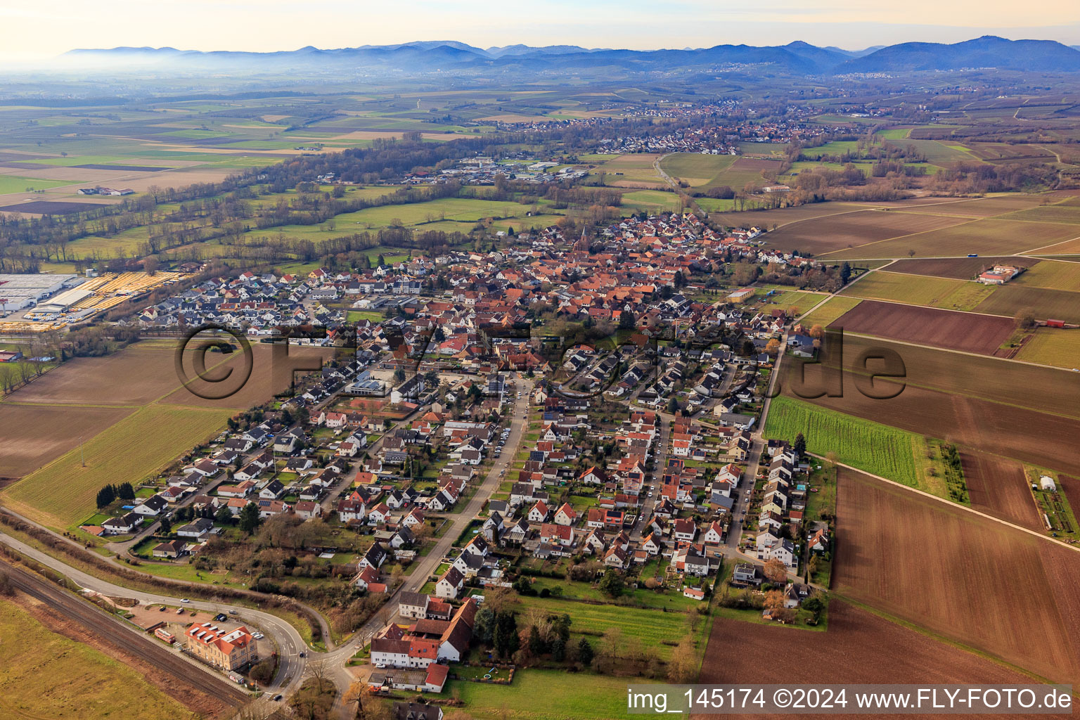 Ortsansicht von Nordosten in Rohrbach im Bundesland Rheinland-Pfalz, Deutschland