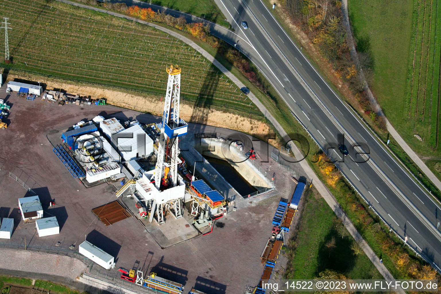 Insheim, Geothermiebohrung im Bundesland Rheinland-Pfalz, Deutschland von oben gesehen