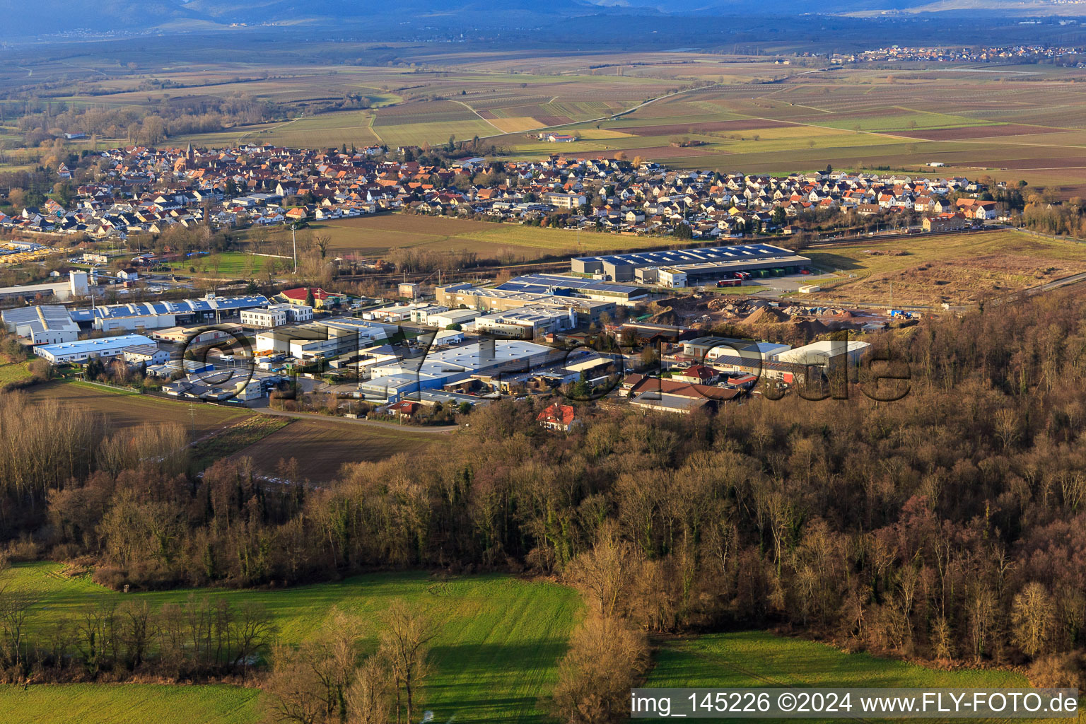 Gewerbegebiet Horst aus Nordwesten im Ortsteil Minderslachen in Kandel im Bundesland Rheinland-Pfalz, Deutschland