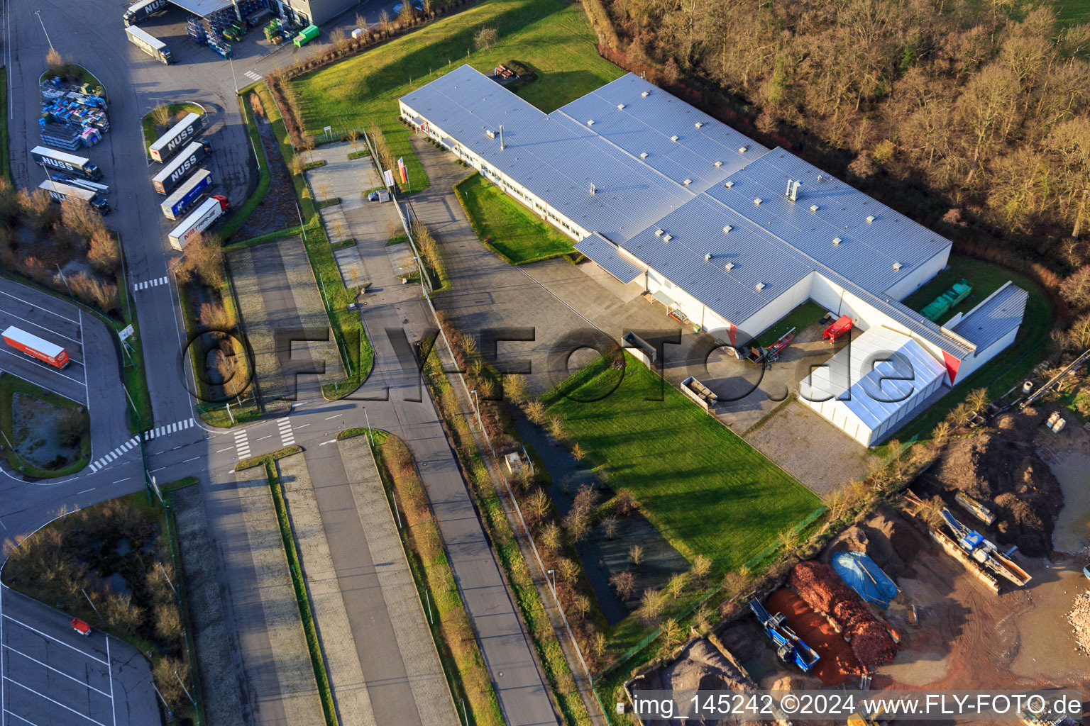 Drohnenaufname von Thermo Fisher am Erlenbachweg im Ortsteil Minderslachen in Kandel im Bundesland Rheinland-Pfalz, Deutschland