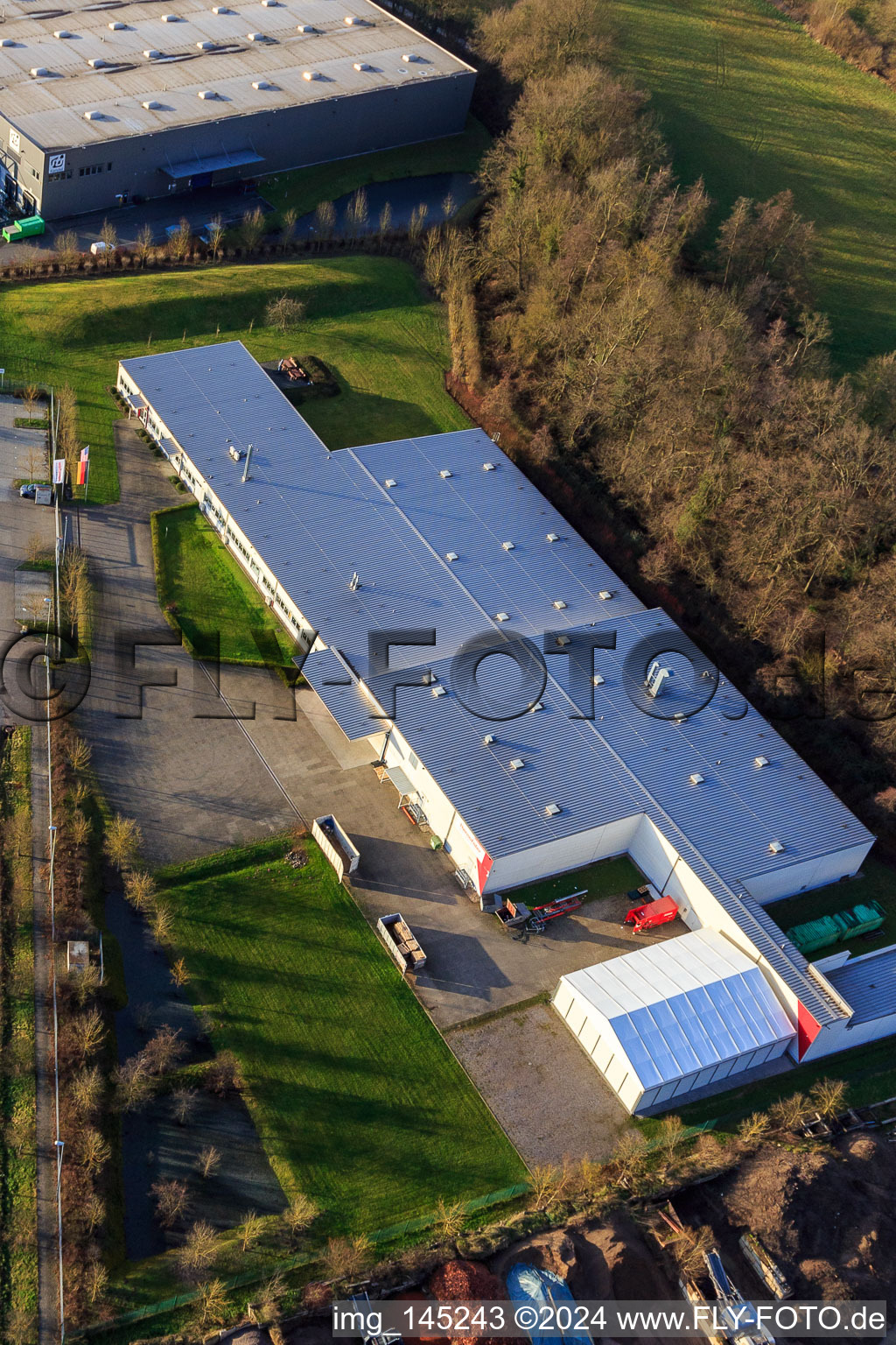 Drohnenbild von Thermo Fisher am Erlenbachweg im Ortsteil Minderslachen in Kandel im Bundesland Rheinland-Pfalz, Deutschland