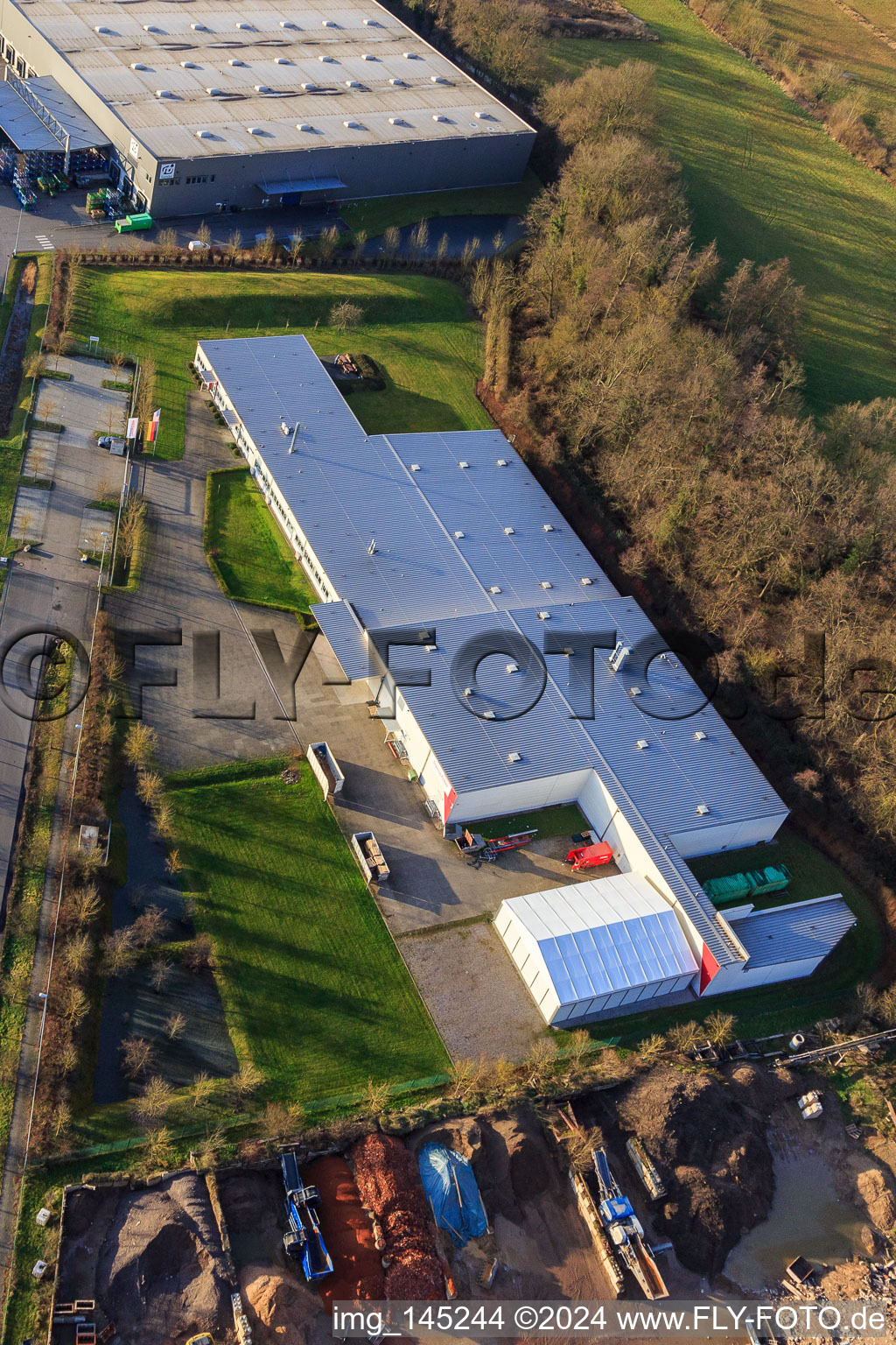 Thermo Fisher am Erlenbachweg im Ortsteil Minderslachen in Kandel im Bundesland Rheinland-Pfalz, Deutschland aus der Drohnenperspektive