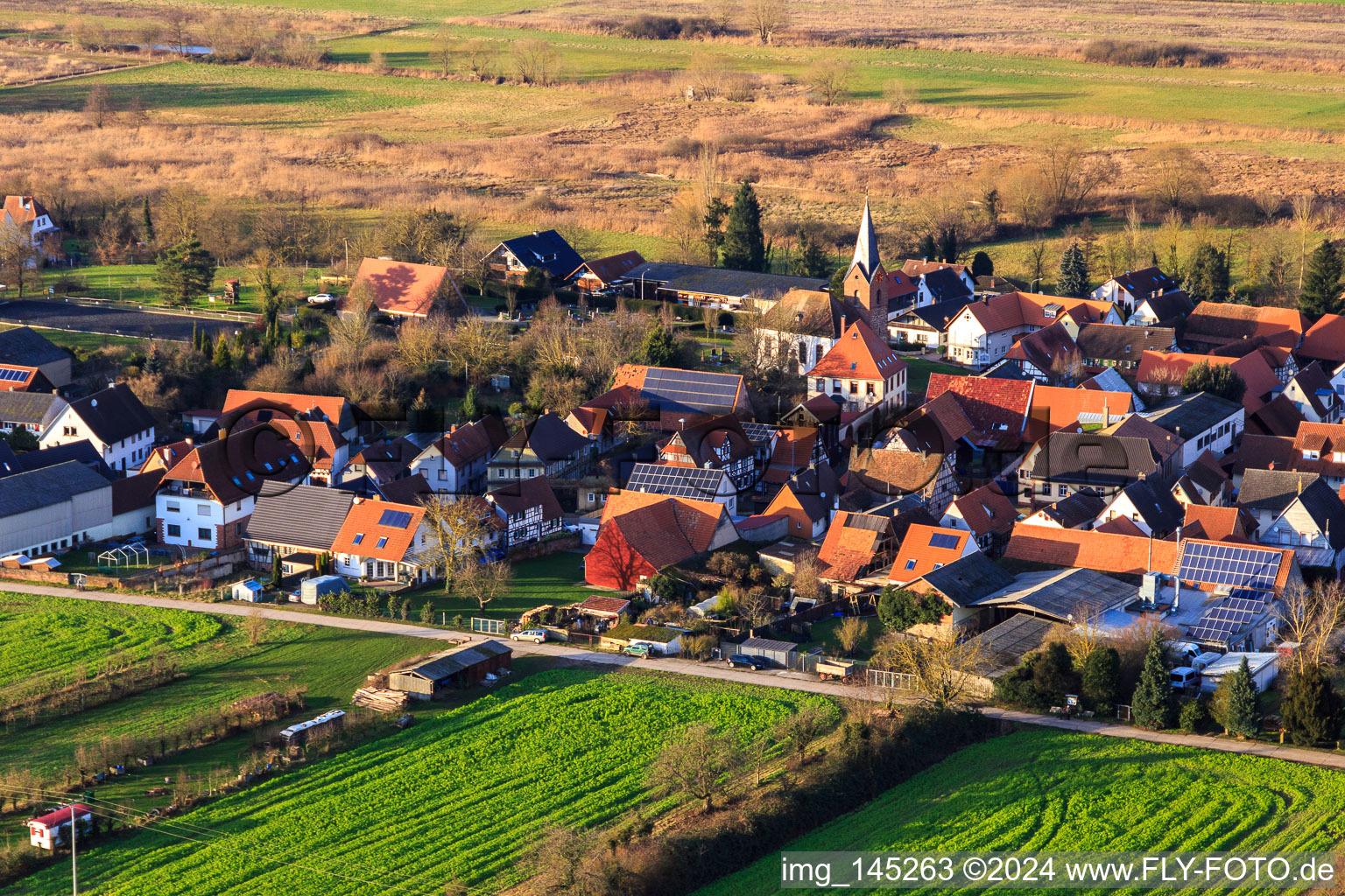 Luftbild von Im Glockenzehnten in Winden im Bundesland Rheinland-Pfalz, Deutschland