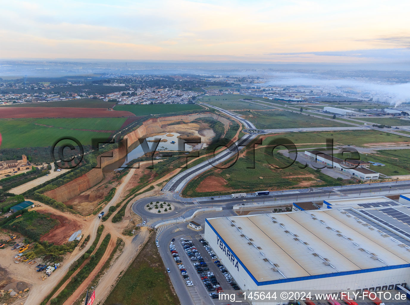 Olivenölabfüllbetrieb Ybarra Food Group in Dos Hermanas im Bundesland Sevilla, Spanien
