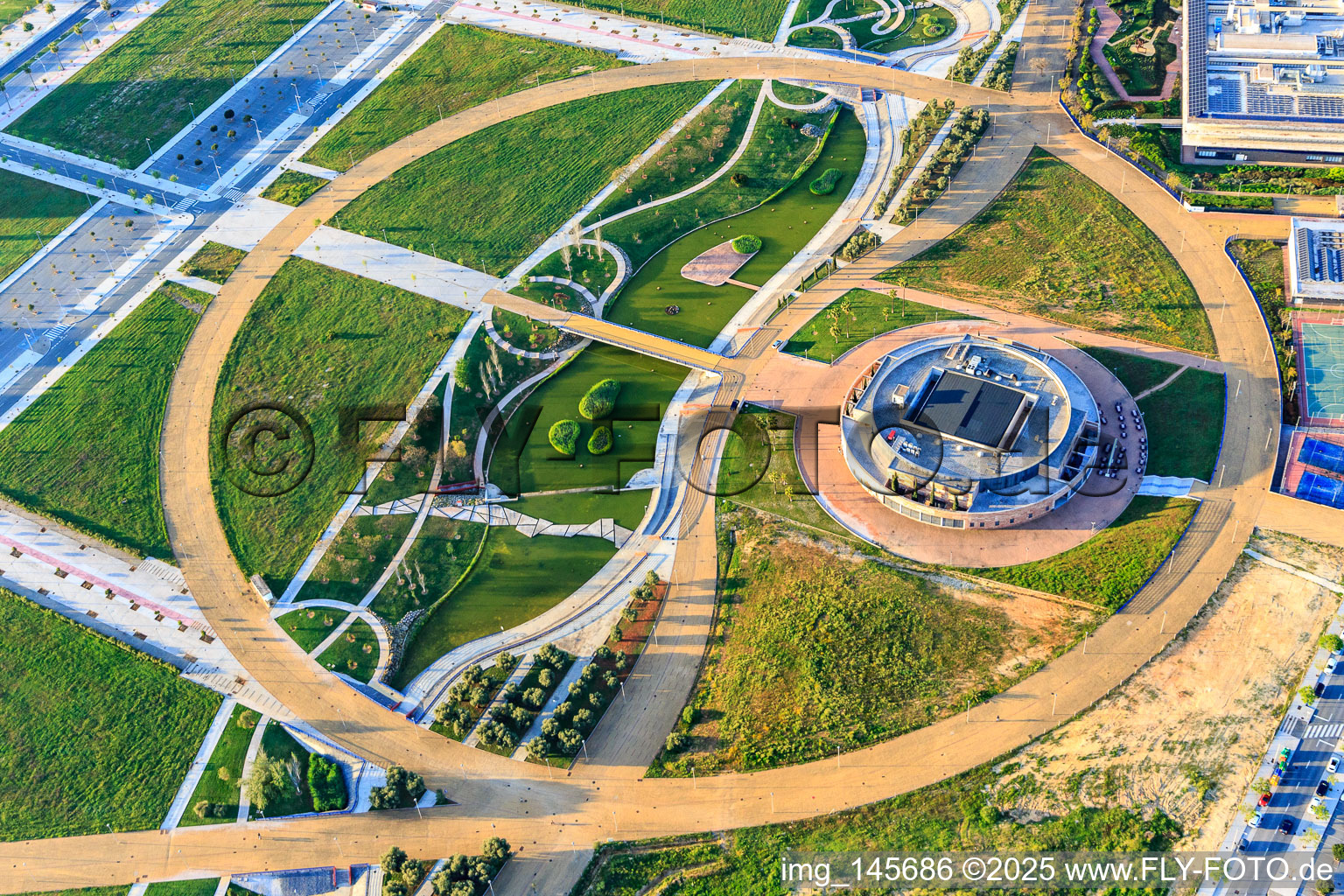 Research and Development Park Dehesa de Valme ,  Ciudad del Conocimiento am Park Lago de la Vida in Dos Hermanas im Bundesland Sevilla, Spanien