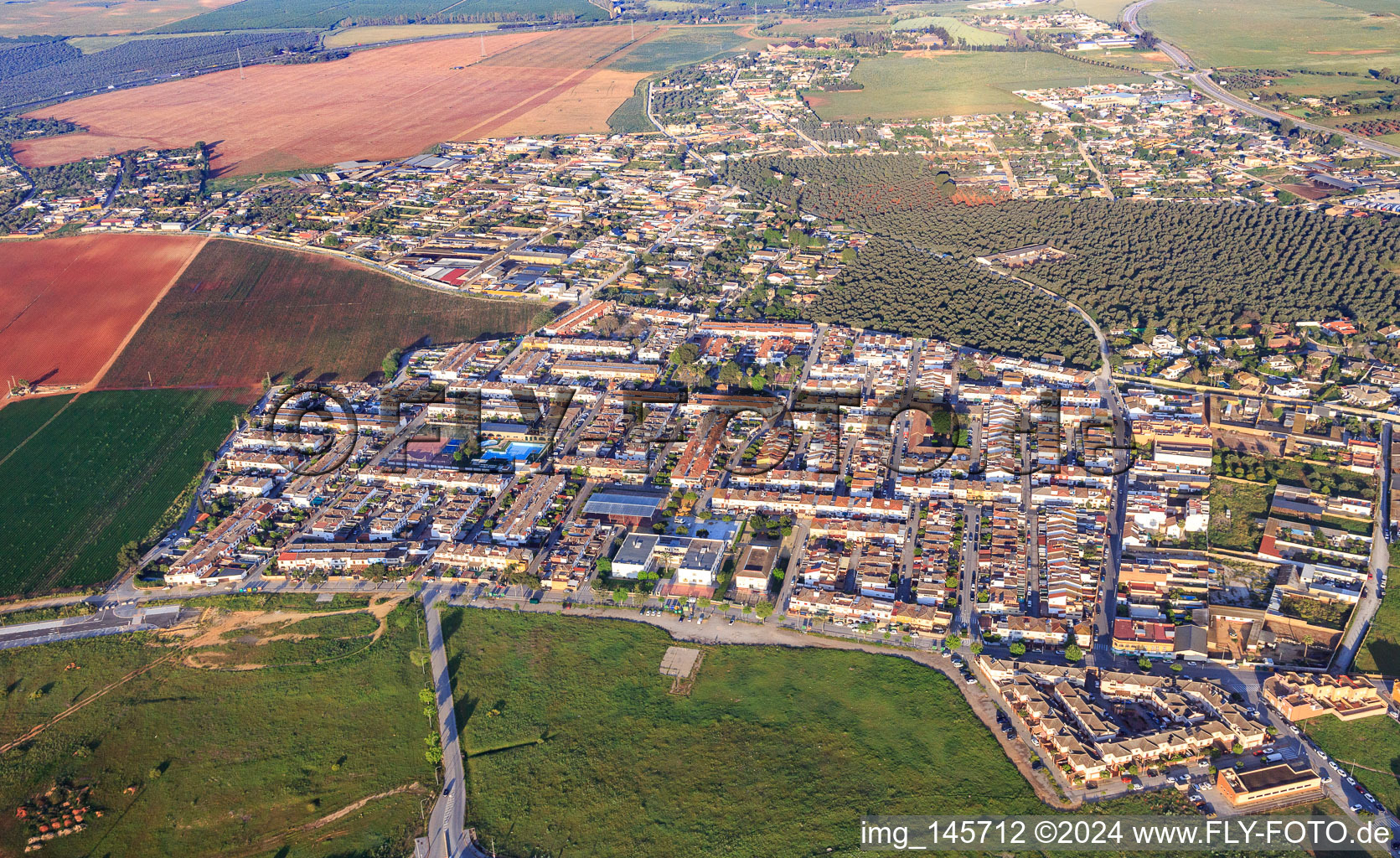 Stadtteil an der Avda. del Triunfo in Dos Hermanas im Bundesland Sevilla, Spanien