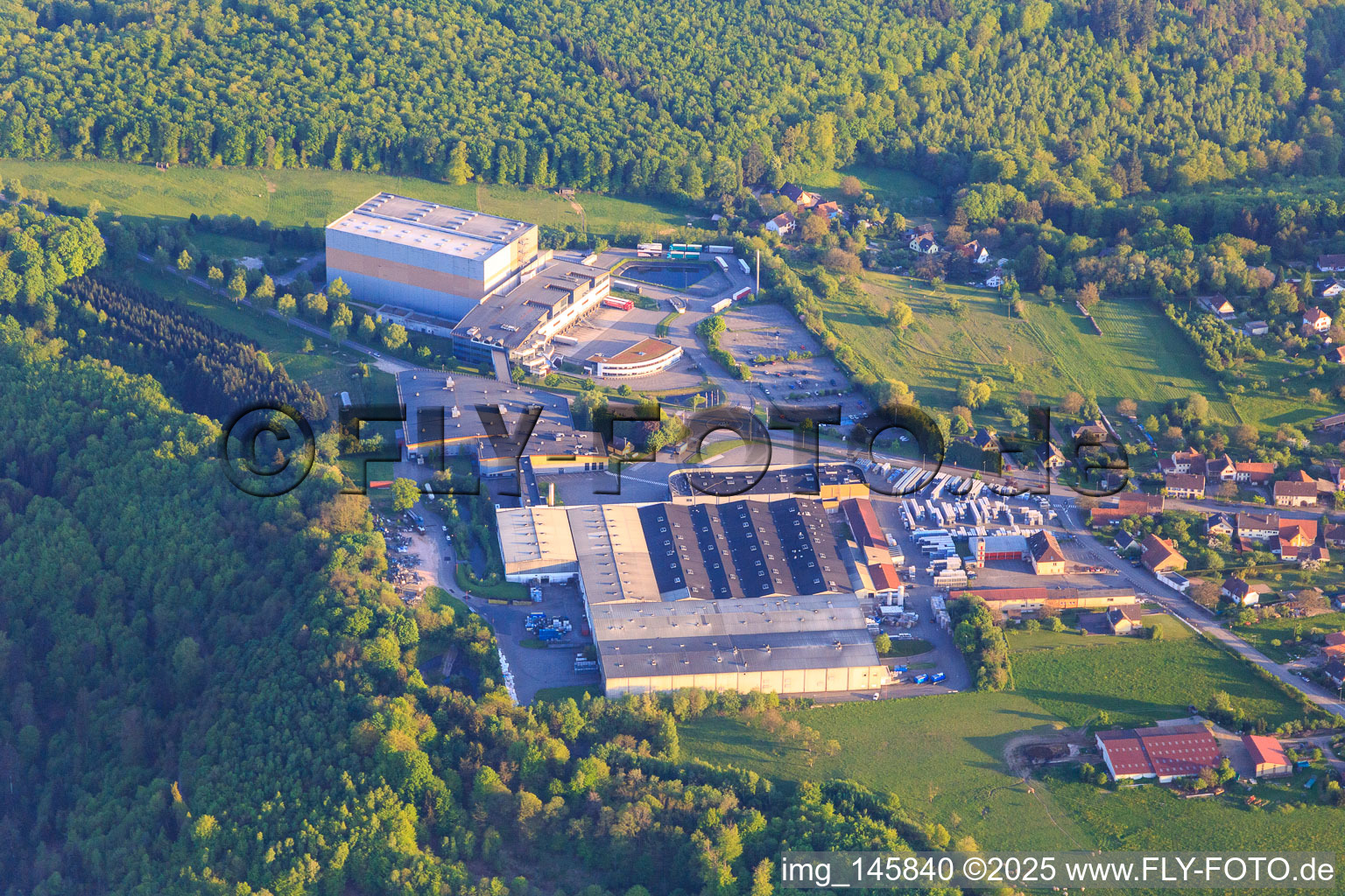 Weinkellerei Louis Eschenauer und les Grands Chais de France in Petersbach im Bundesland Bas-Rhin, Frankreich