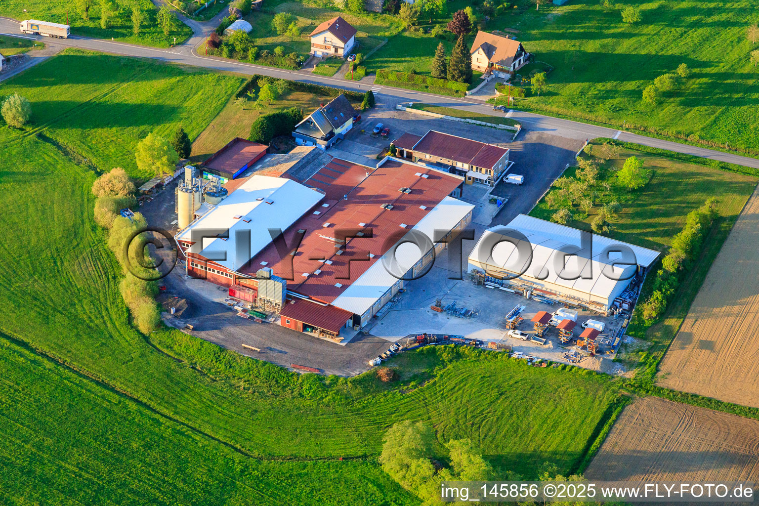 Bautischlerei Stutzmann Agencement in Durstel im Bundesland Bas-Rhin, Frankreich