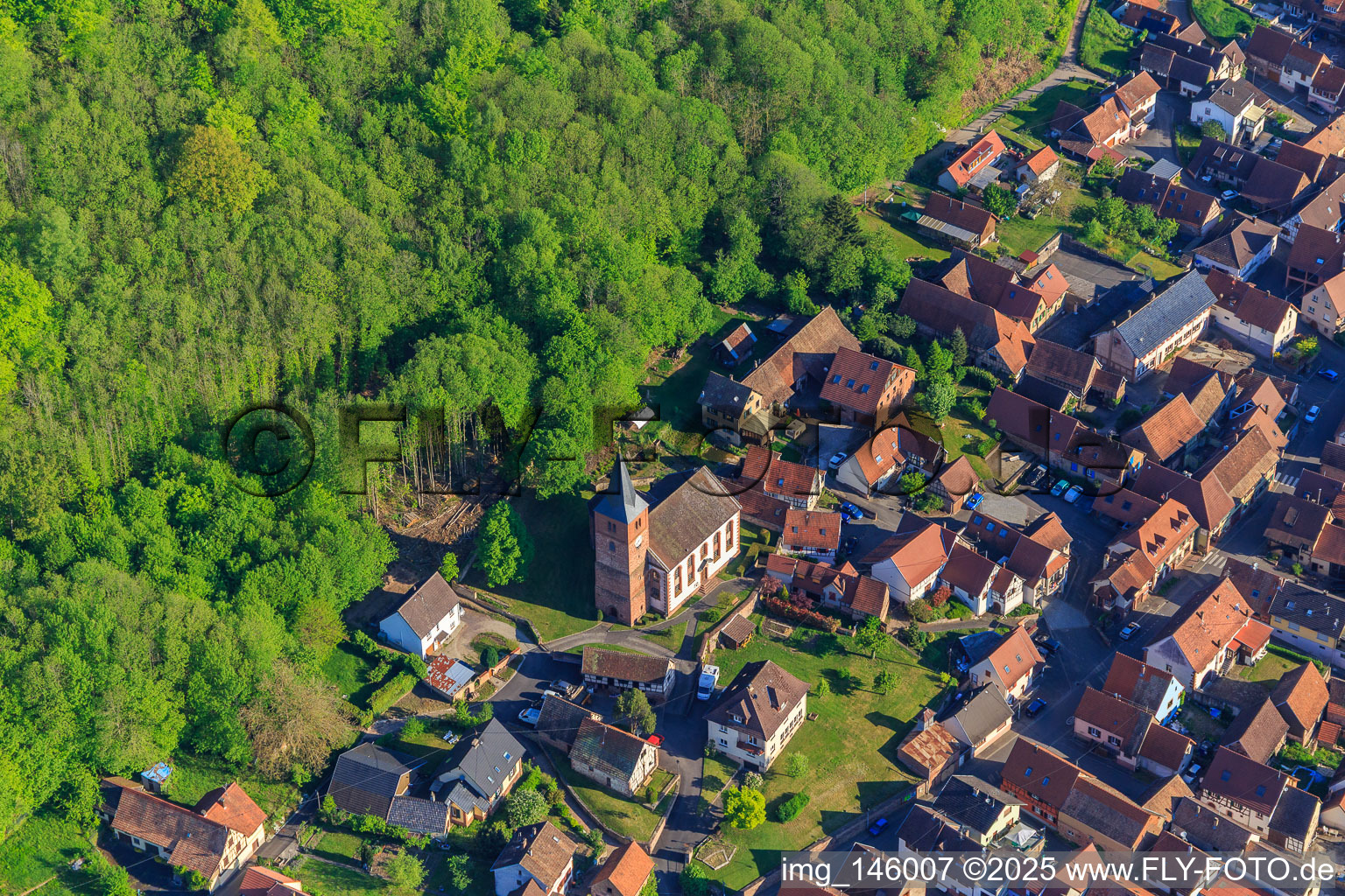 Eglise protestante luthérienne d’Ernolsheim in Ernolsheim-lès-Saverne im Bundesland Bas-Rhin, Frankreich