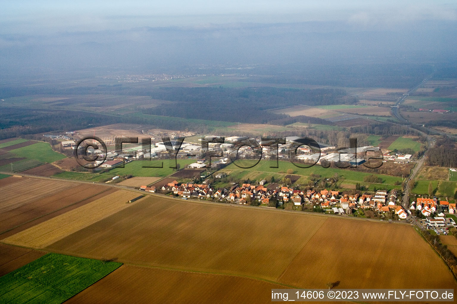 Luftaufnahme von Kandel, Minderslachen Industriegebiet Am Horst im Bundesland Rheinland-Pfalz, Deutschland