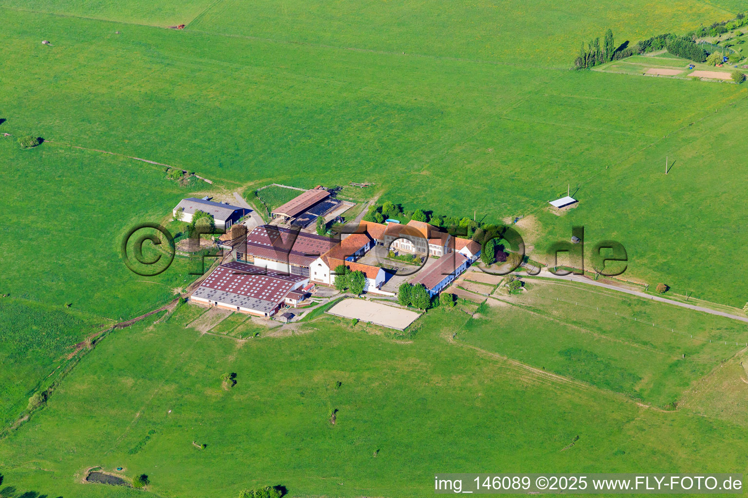 Ferme De Bombach in Bining im Bundesland Moselle, Frankreich